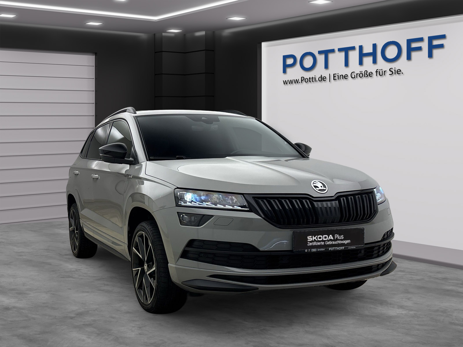 Skoda Karoq 1.5 TSI DSG Sportline Pano AHK DCC PDC Kamera LED SmartLink