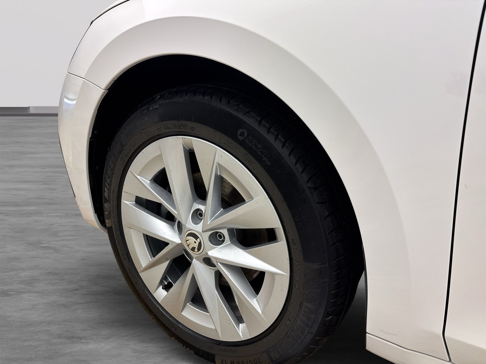 Skoda Octavia Combi 2.0 TDI Style ACC PDC Kamera LED Navi HUD Kessy