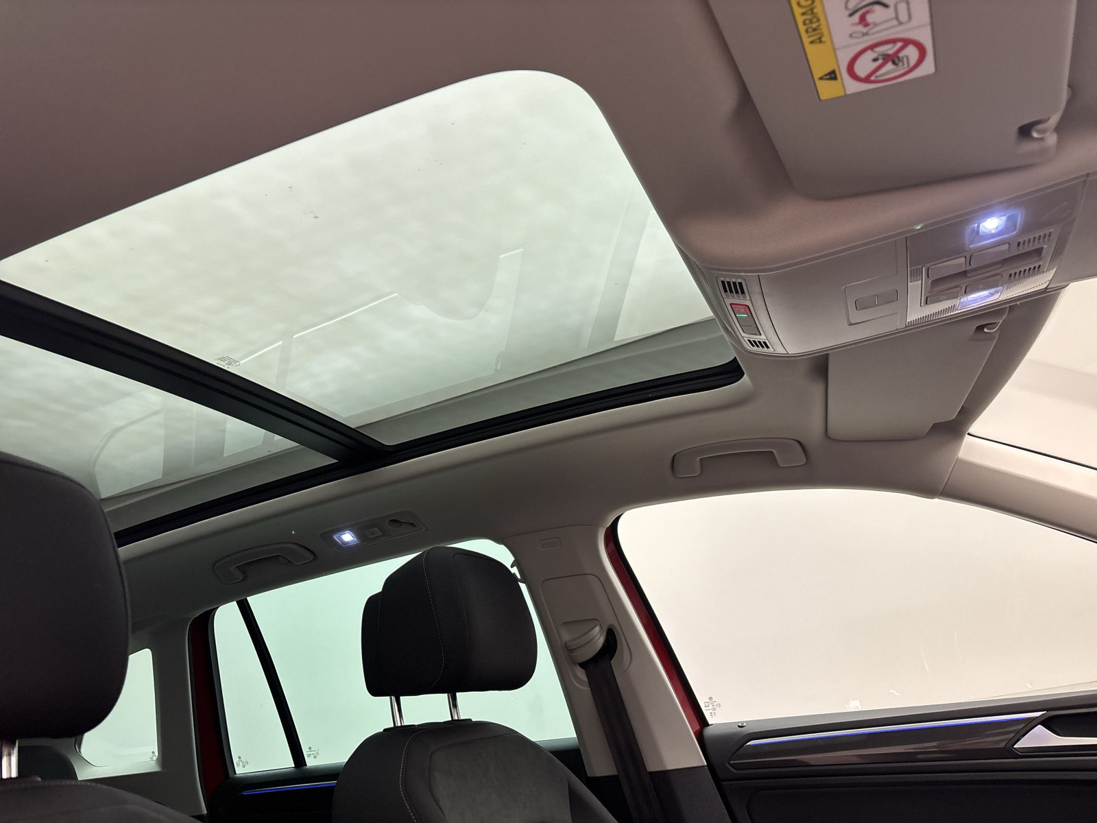 Volkswagen Tiguan 1.5 TSI DSG Elegance Pano ParkAssist Kamera IQ.Light Harman