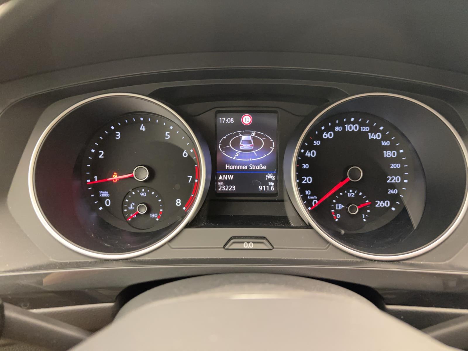 Volkswagen Tiguan 1.5 TSI MOVE NAVI ACC KAMERA PDC