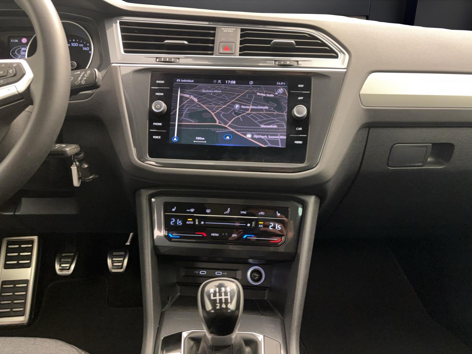 Volkswagen Tiguan 1.5 TSI MOVE NAVI ACC KAMERA PDC