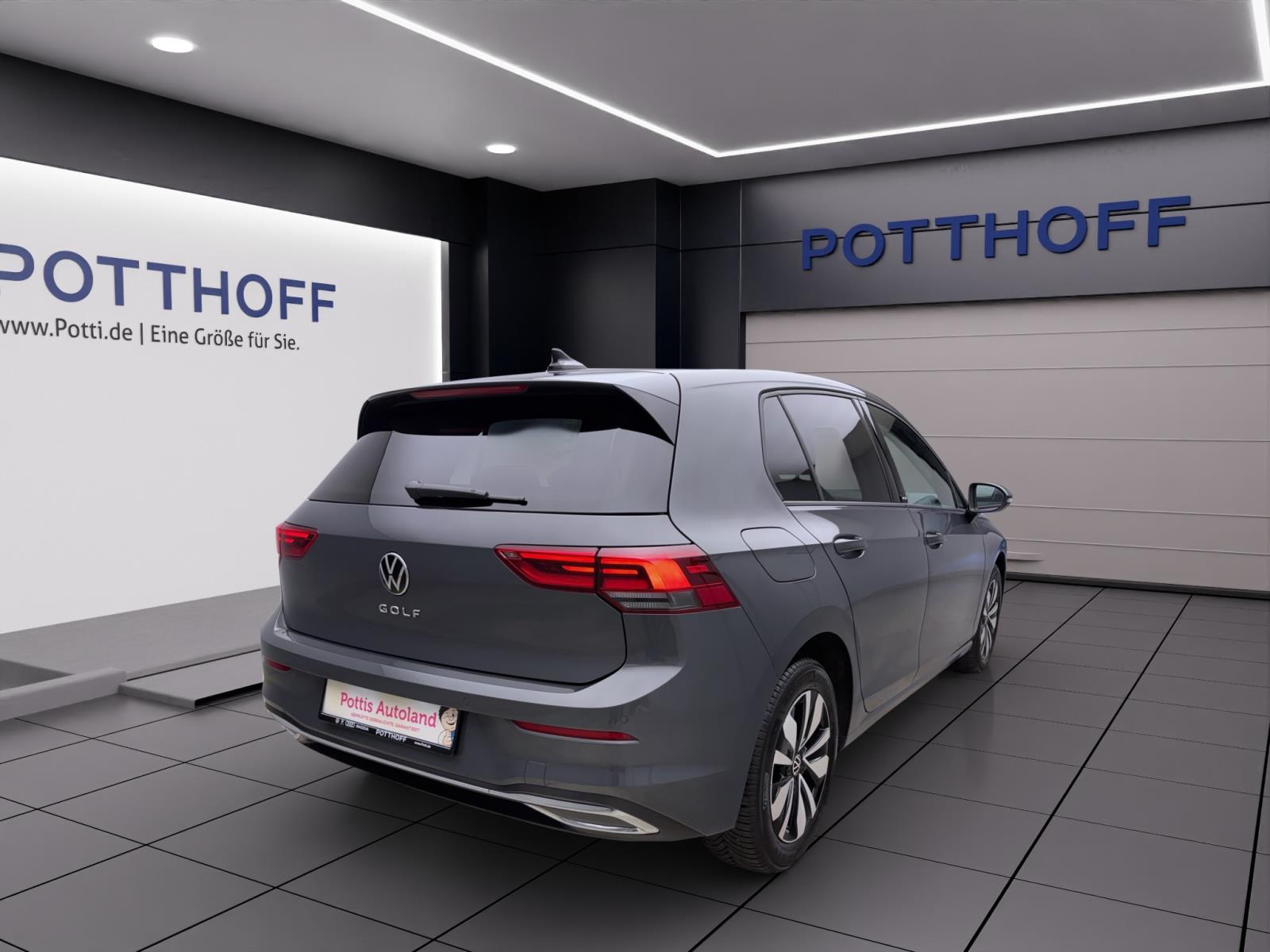 Volkswagen Golf 8 1.5 TSI Move ACC PDC LED Navi Sitzhzg