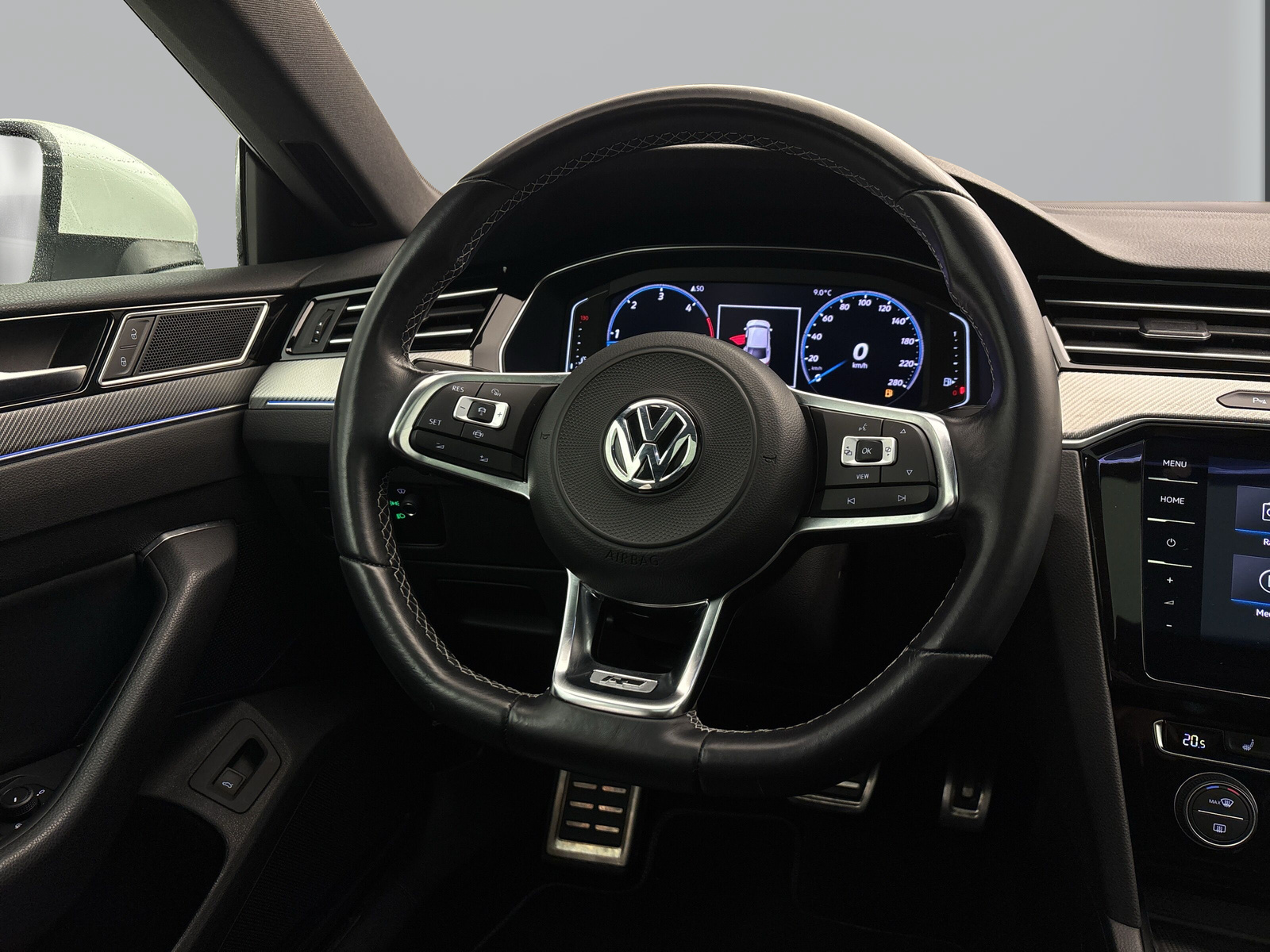 Volkswagen Arteon 2.0 TDI DSG R-LINE STANDHZG PANO ACC