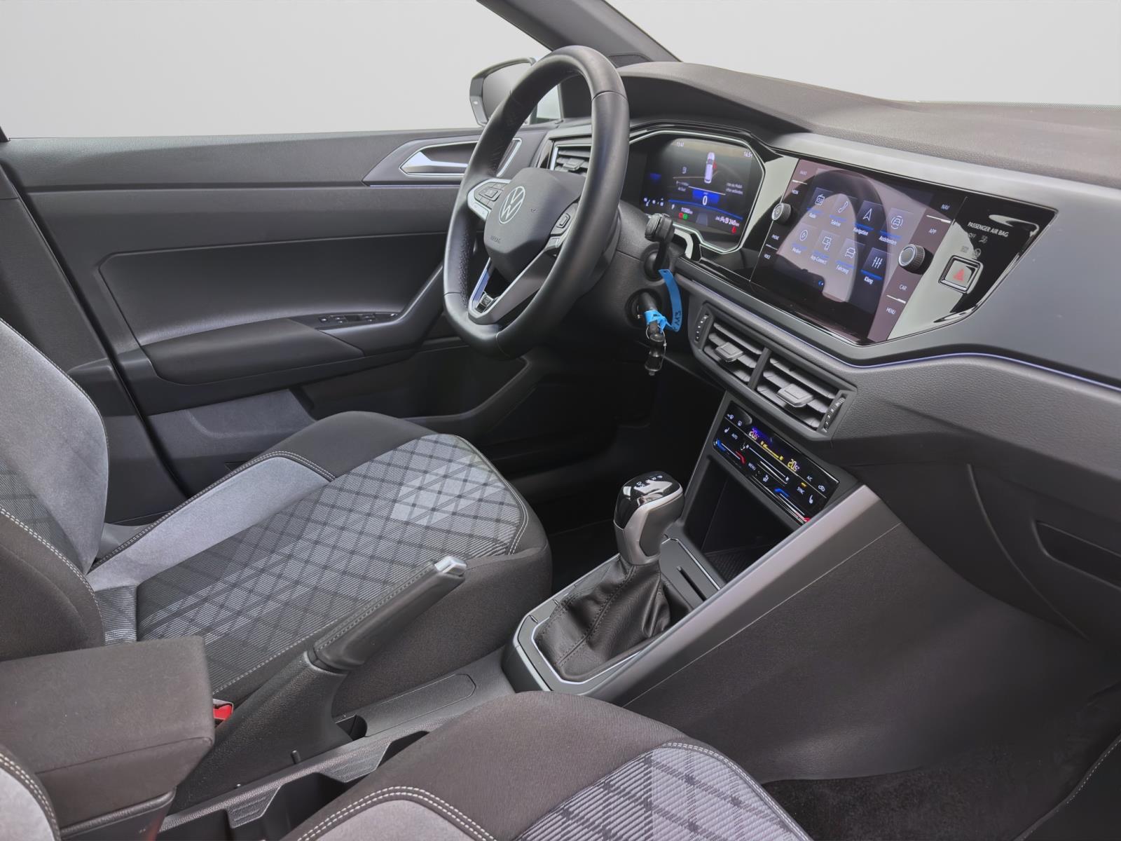 Bild 15: Volkswagen Polo 1.0 TSI DSG R-LINE KAMERA SITZHZG IQ.LIGHT