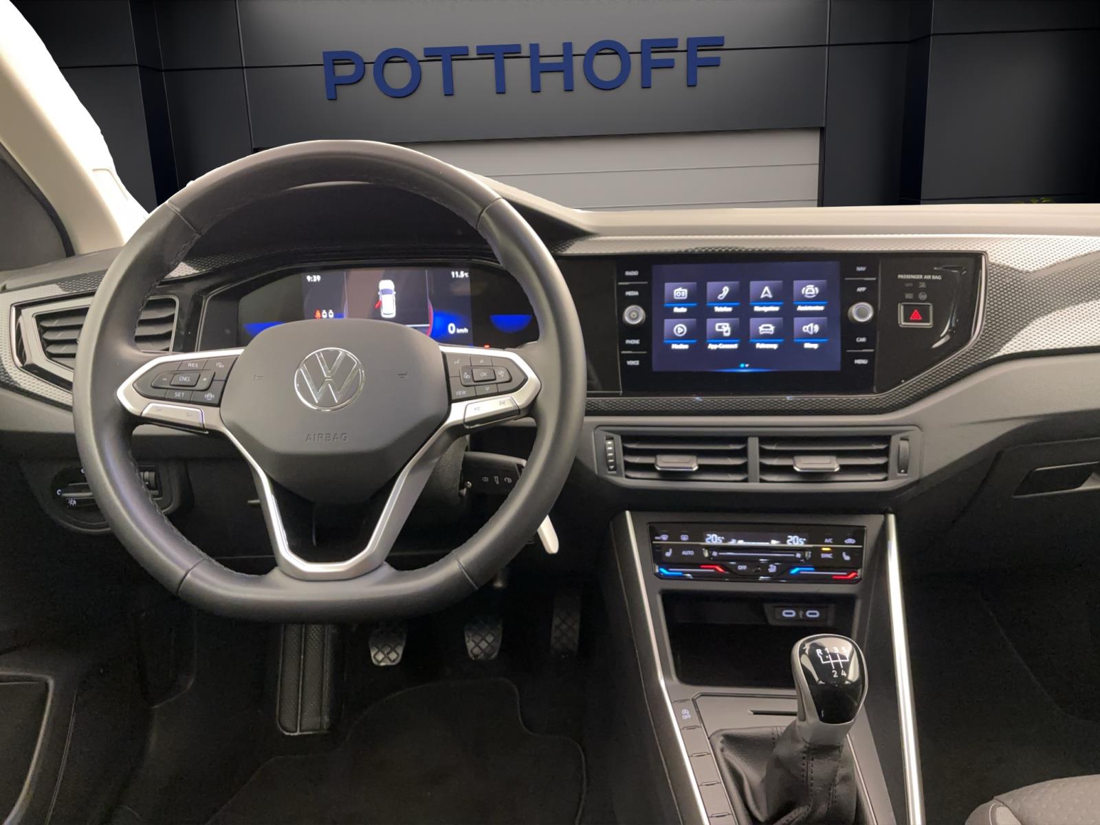 Volkswagen Taigo 1.0 TSI LIFE AHK PDC LED APPCONNECT