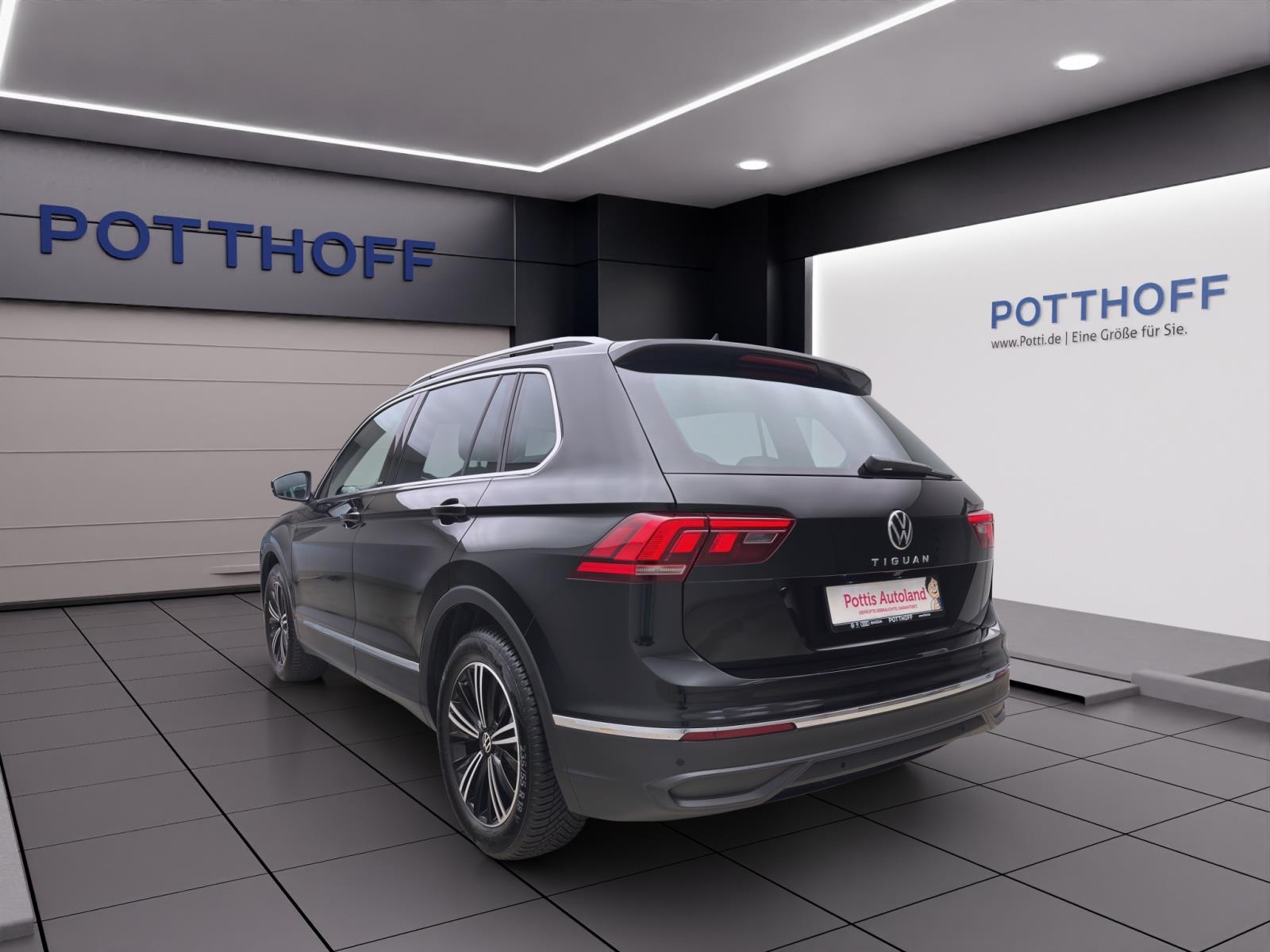 Volkswagen Tiguan 2.0 TDI DSG MOVE AHK NAVI ACC IQ.DRIVE