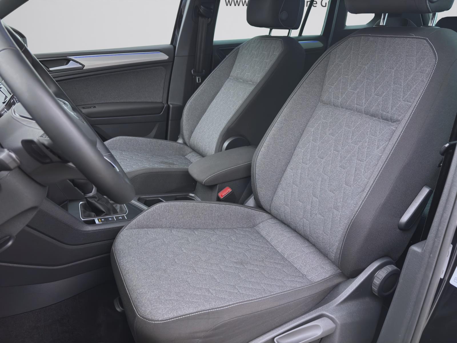 Volkswagen Tiguan 2.0 TDI DSG MOVE AHK NAVI ACC IQ.DRIVE