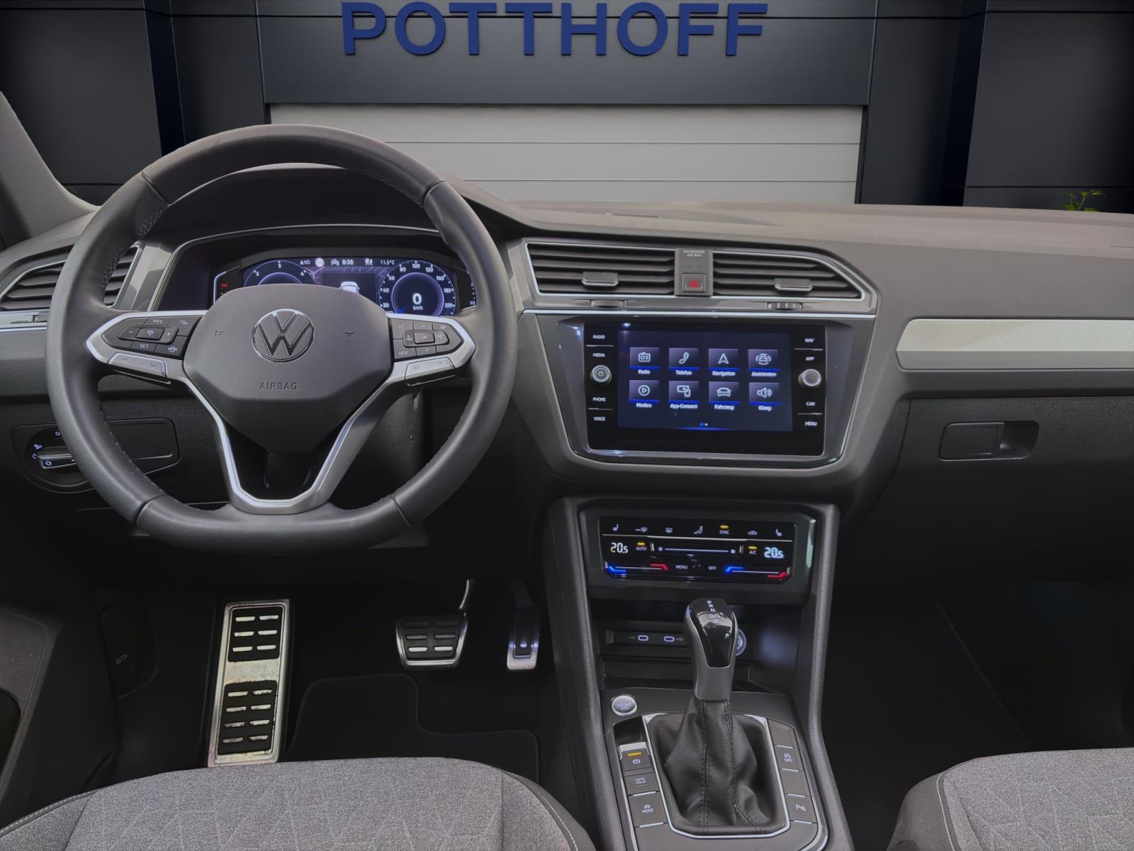 Volkswagen Tiguan 2.0 TDI DSG MOVE AHK NAVI ACC IQ.DRIVE