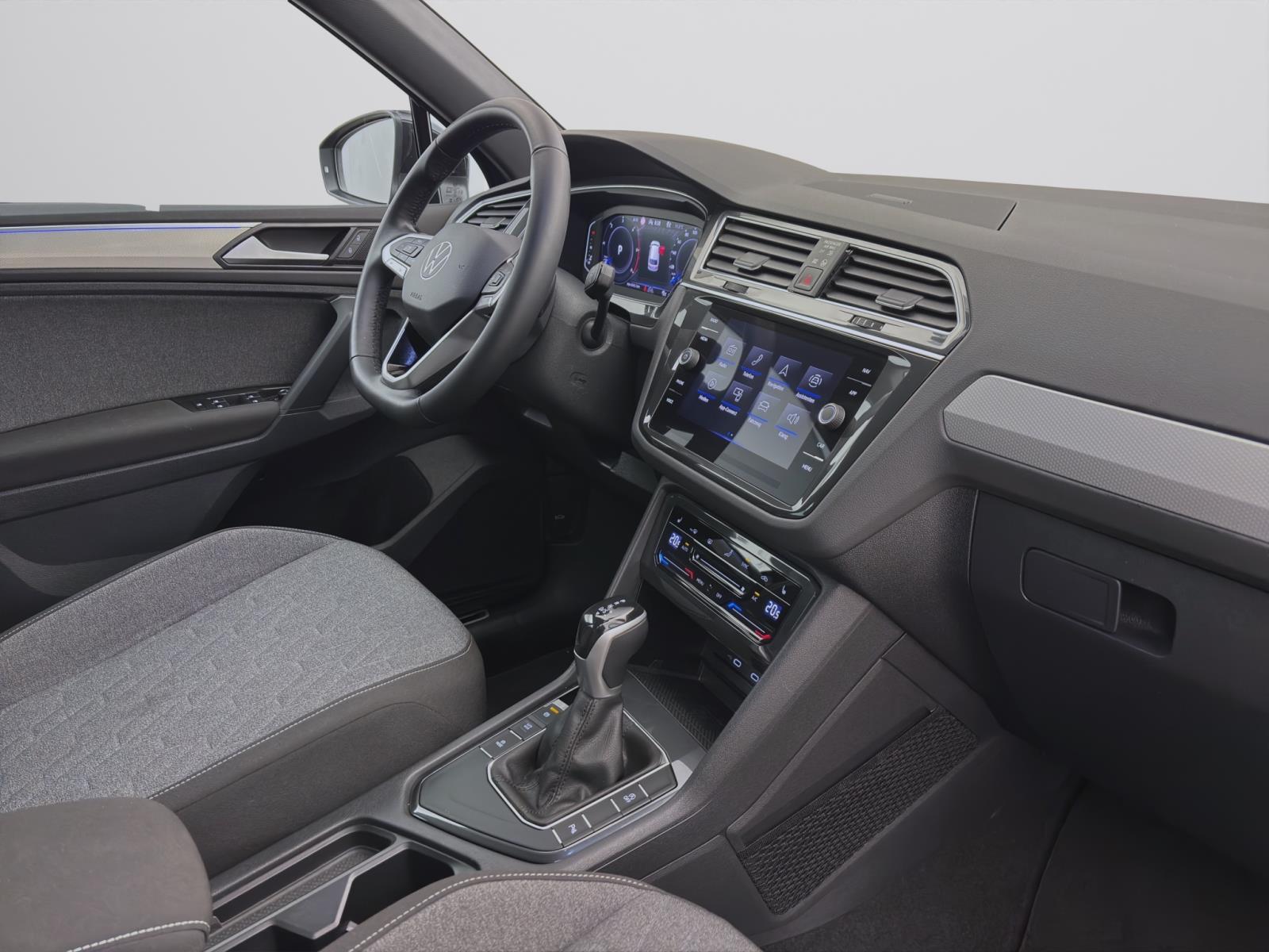 Volkswagen Tiguan 2.0 TDI DSG MOVE AHK NAVI ACC IQ.DRIVE
