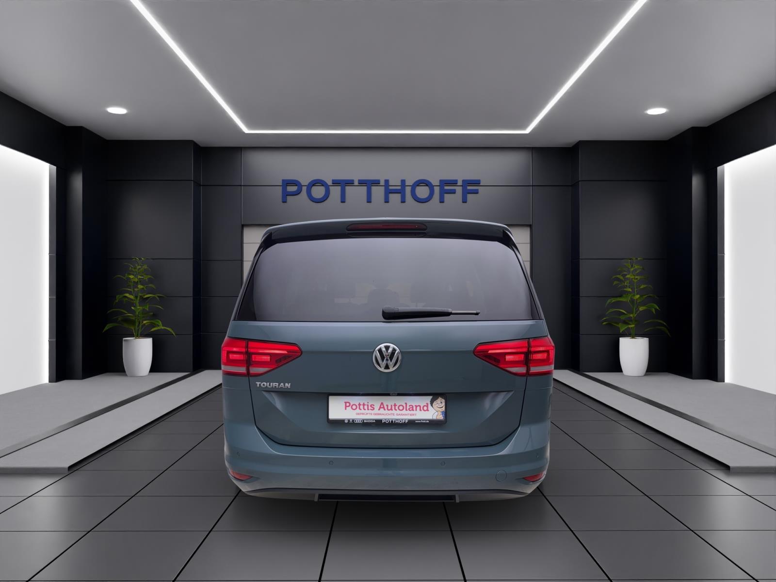Volkswagen Touran 1.5 TSI DSG IQ.DRIVE PANO NAVI ACC PDC