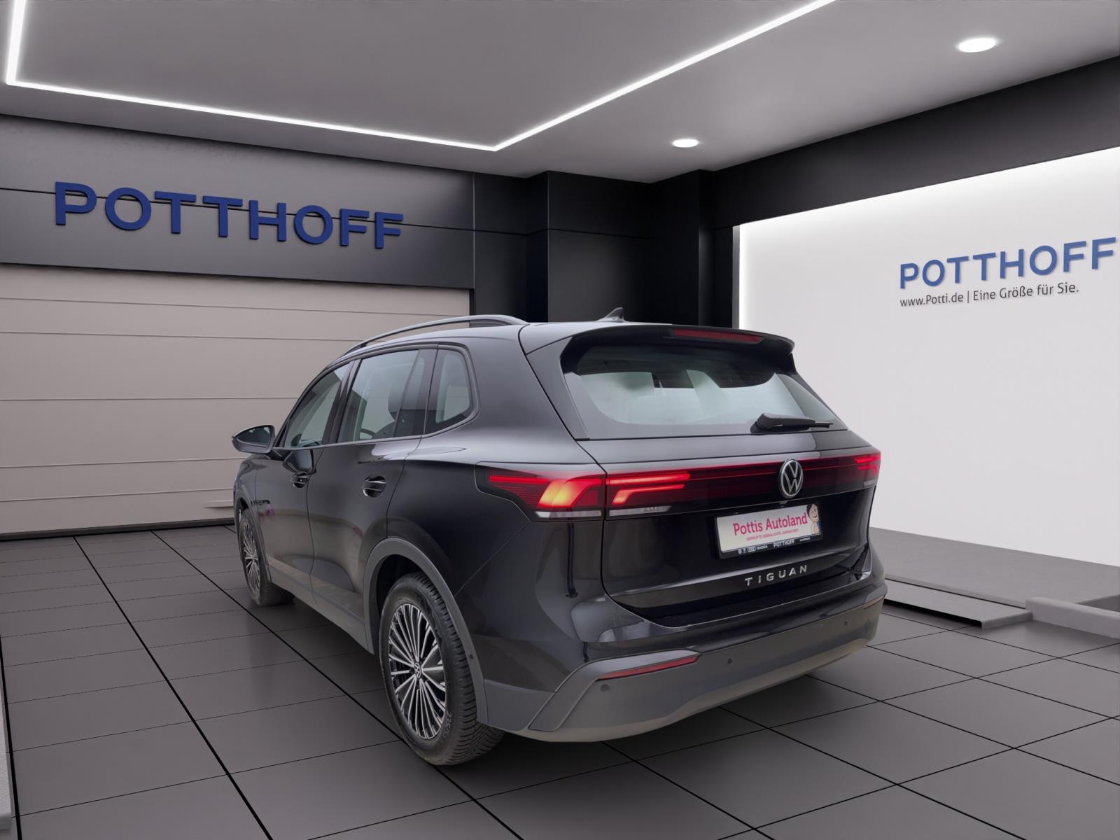 Volkswagen Tiguan 2.0 TDI DSG LIFE AHK NAVI ACC PDC LED