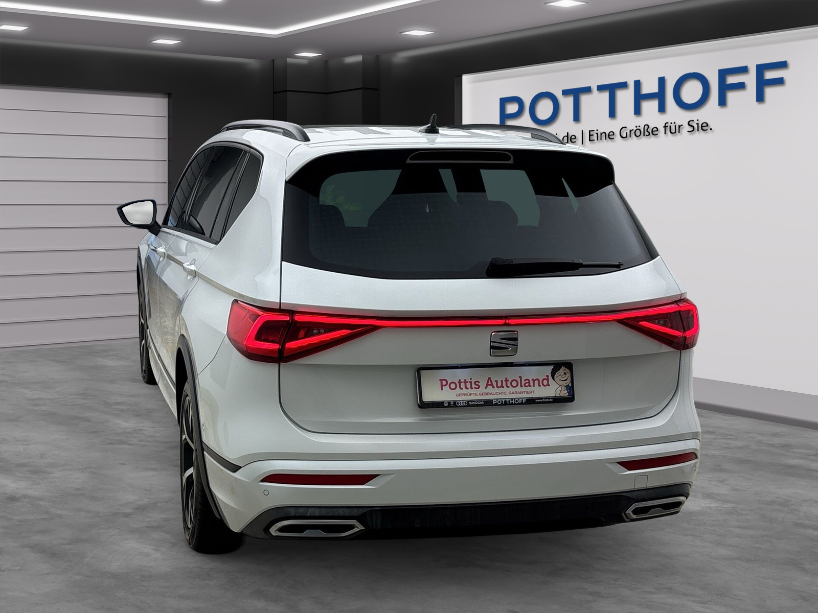 Seat Tarraco 2.0 TDI DSG FR 4Drive Standhzg Pano AHK ACC DCC LED
