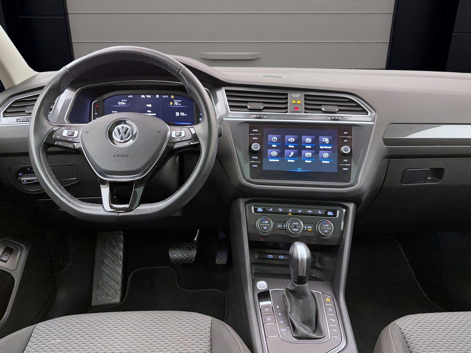 Volkswagen Tiguan Allspace 2.0 TDI DSG COMFORTLINE PANO NAVI ACC DCC