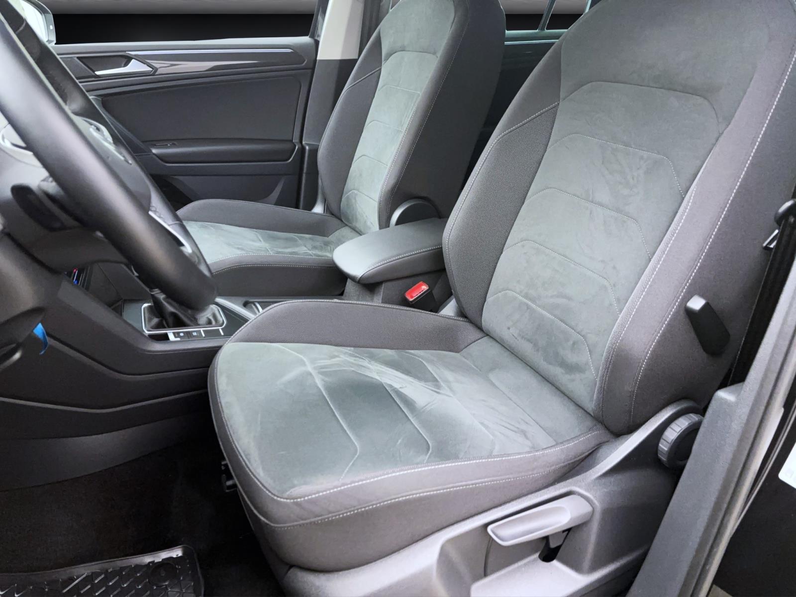 Volkswagen Tiguan 1.5 TSI DSG ELEGANCE STANDHZG AHK ACC NAVI