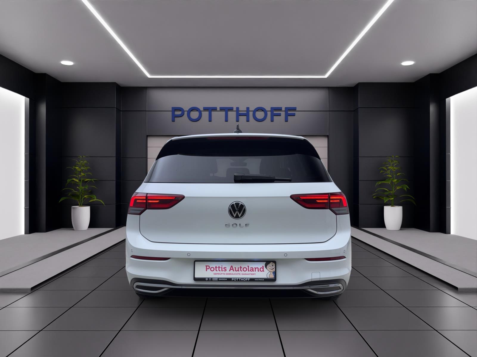 Volkswagen Golf 8 1.5 TSI Move ACC PDC LED Navi Sitzhzg