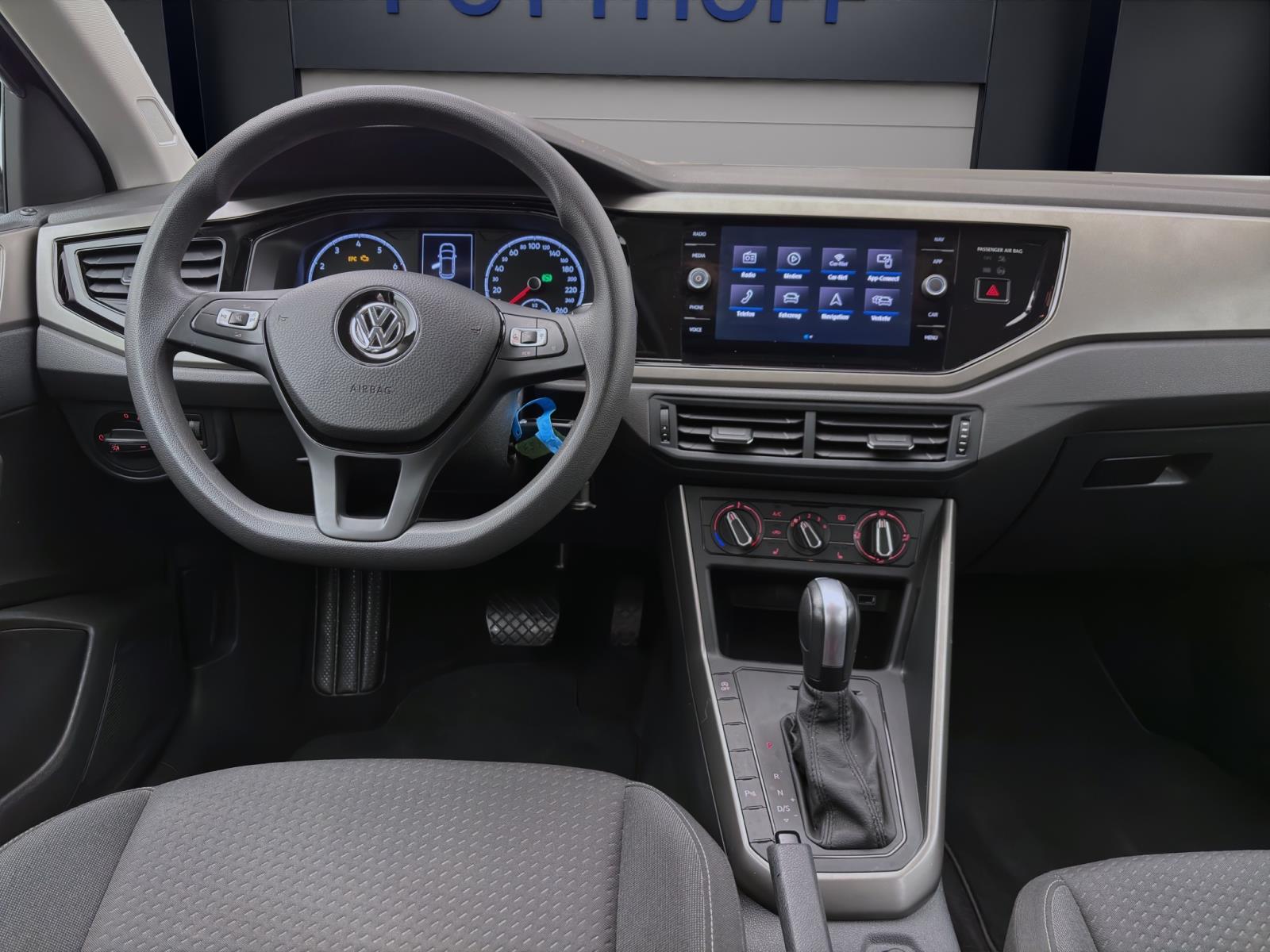 Volkswagen Polo 1.0 TSI DSG COMFORTLINE NAVI PDC SITZHZG CLIMATIC
