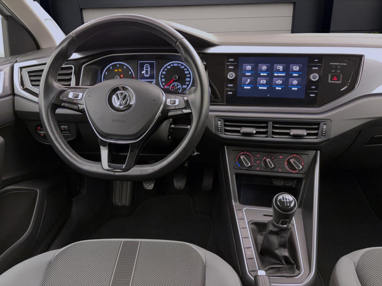 Volkswagen Polo 1.0 TSI Highline ACC PDC Sitzhzg AppConnect Climatic
