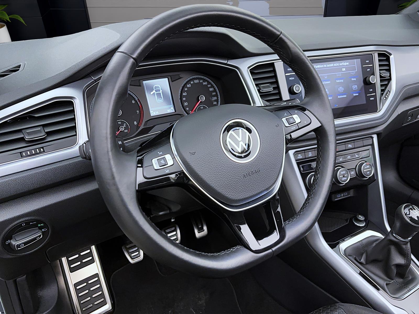 Volkswagen T-Roc Cabriolet 1.0 TSI ACTIVE NAVI PDC SITZHZG LANEASSIST