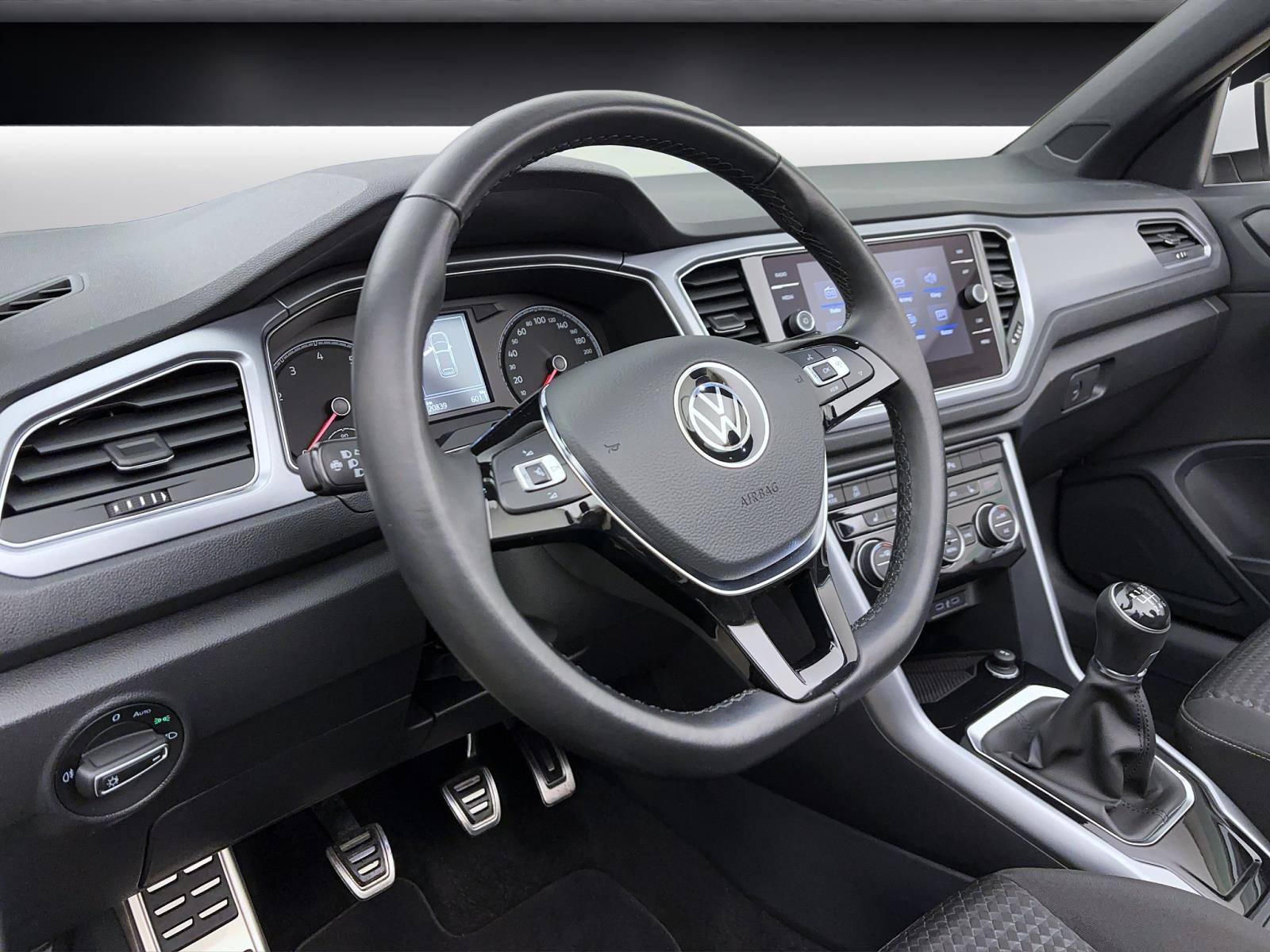 Volkswagen T-Roc Cabriolet 1.0 TSI ACTIVE NAVI PDC SITZHZG LANEASSIST