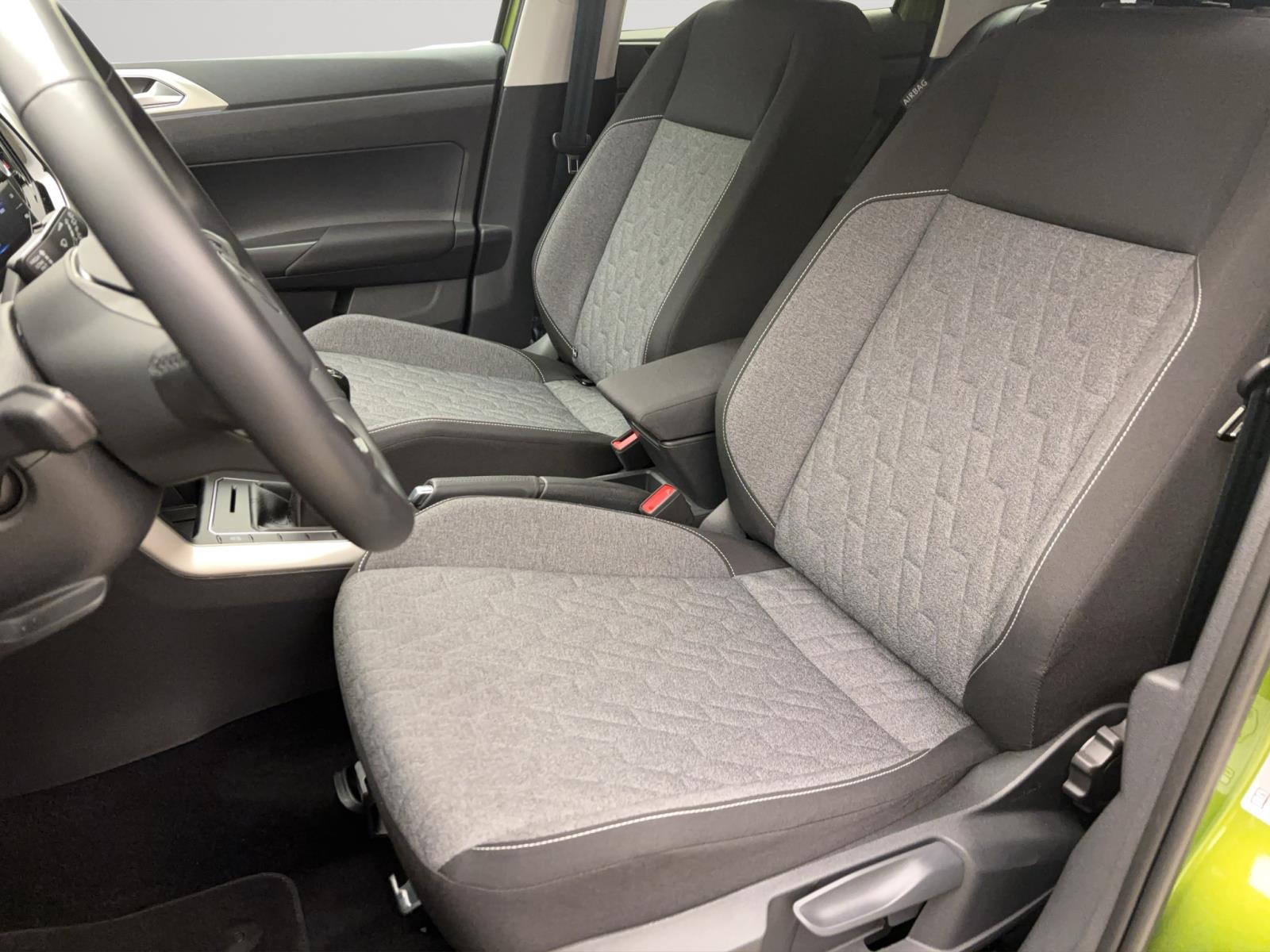 Volkswagen Taigo 1.0 TSI MOVE PDC LED SITZHZG GRA