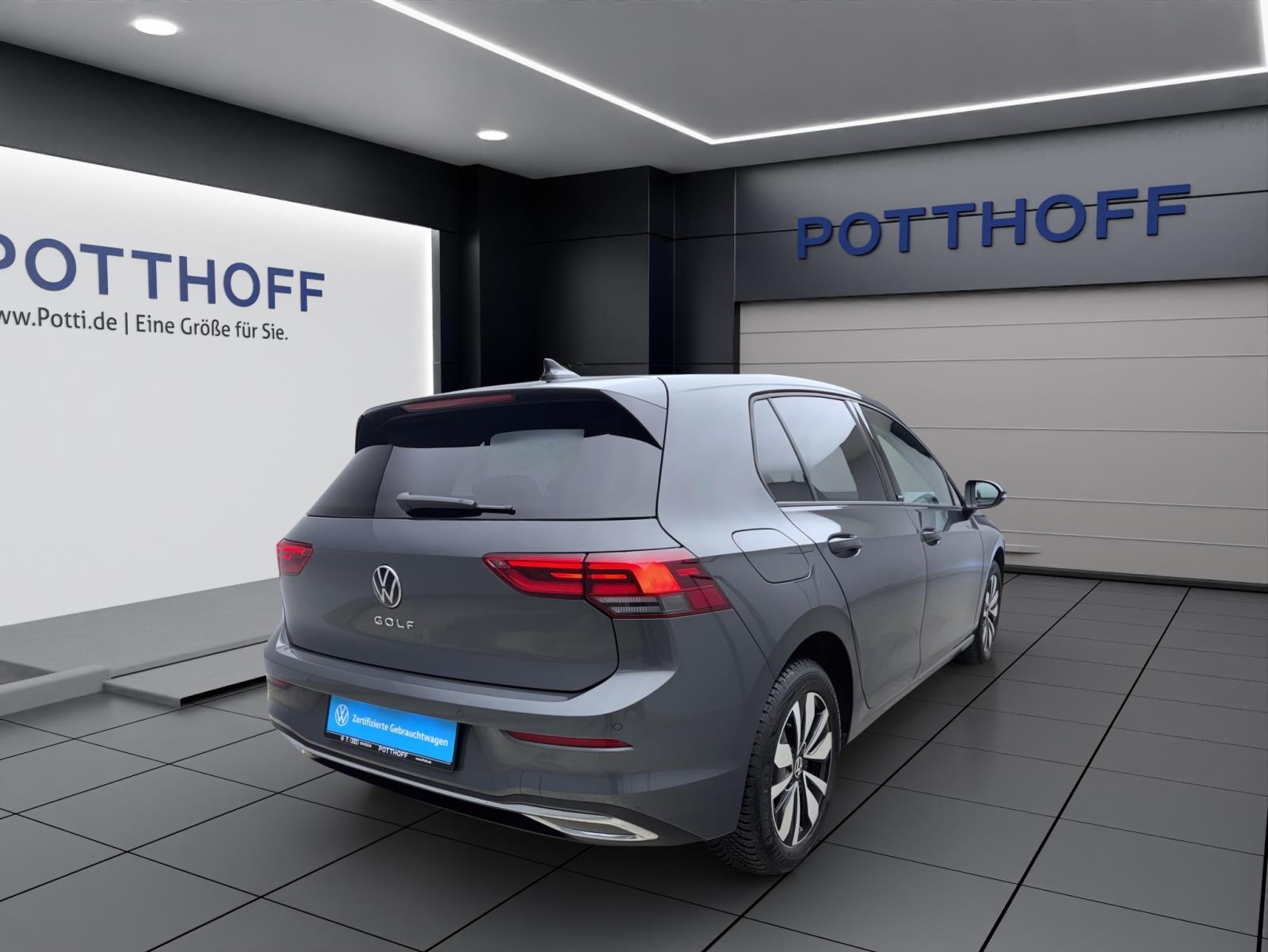 Volkswagen Golf 2.0 TDI MOVE NAVI ACC PDC LED SITZHZG