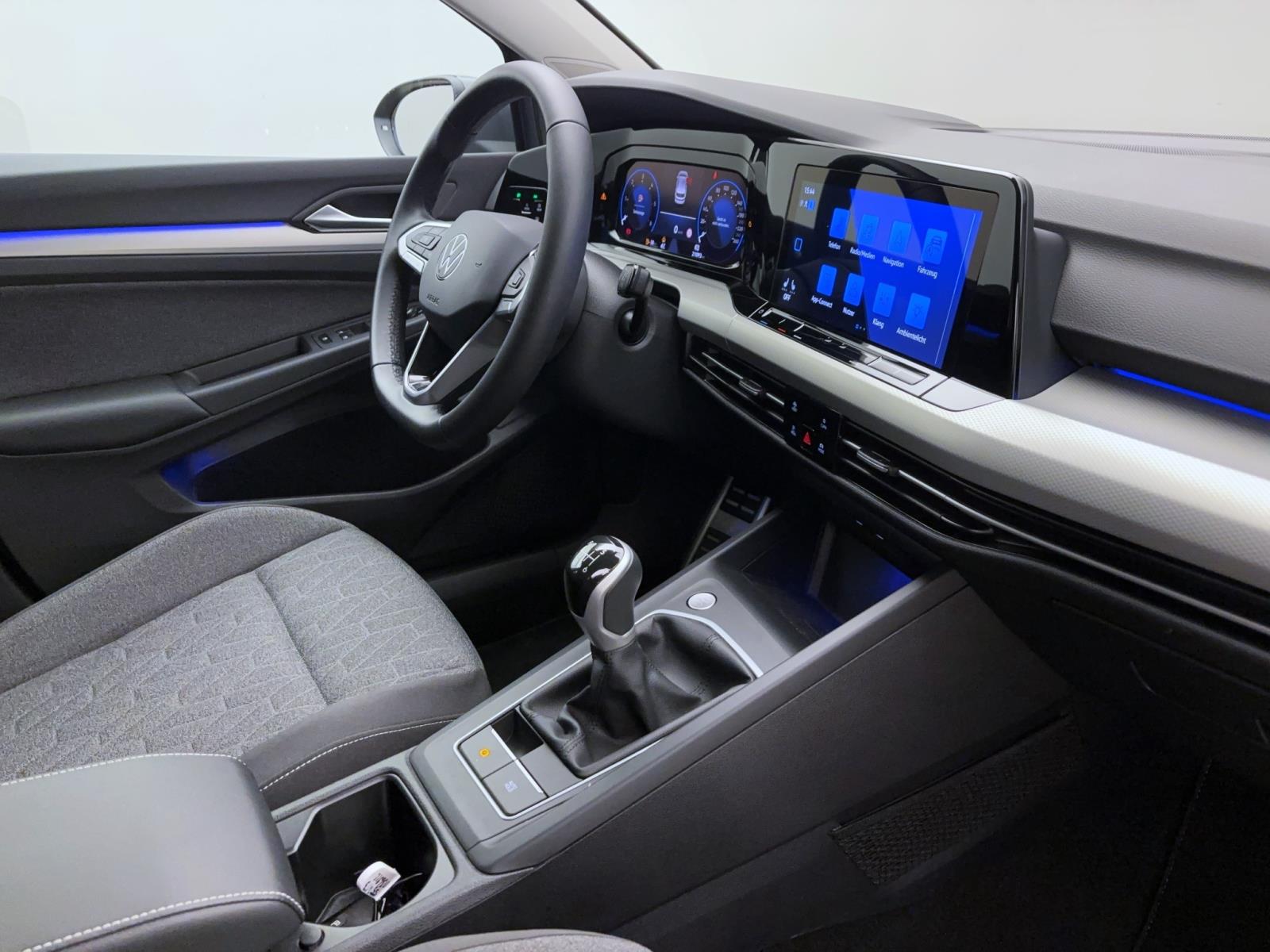 Volkswagen Golf 2.0 TDI MOVE NAVI ACC PDC LED SITZHZG