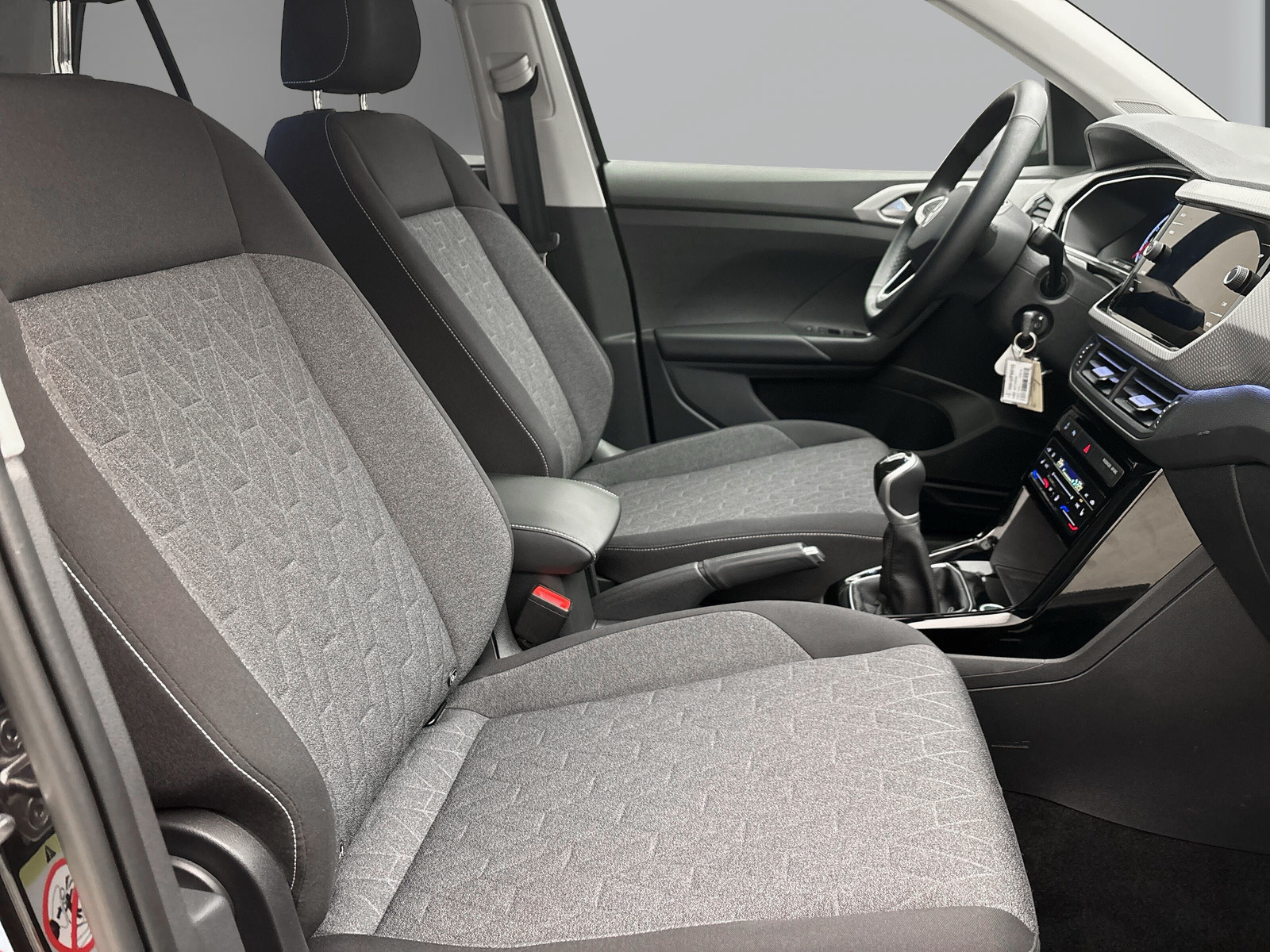 Volkswagen T-Cross 1.0 TSI MOVE NAVI PDC SITZHZG LANEASSIST