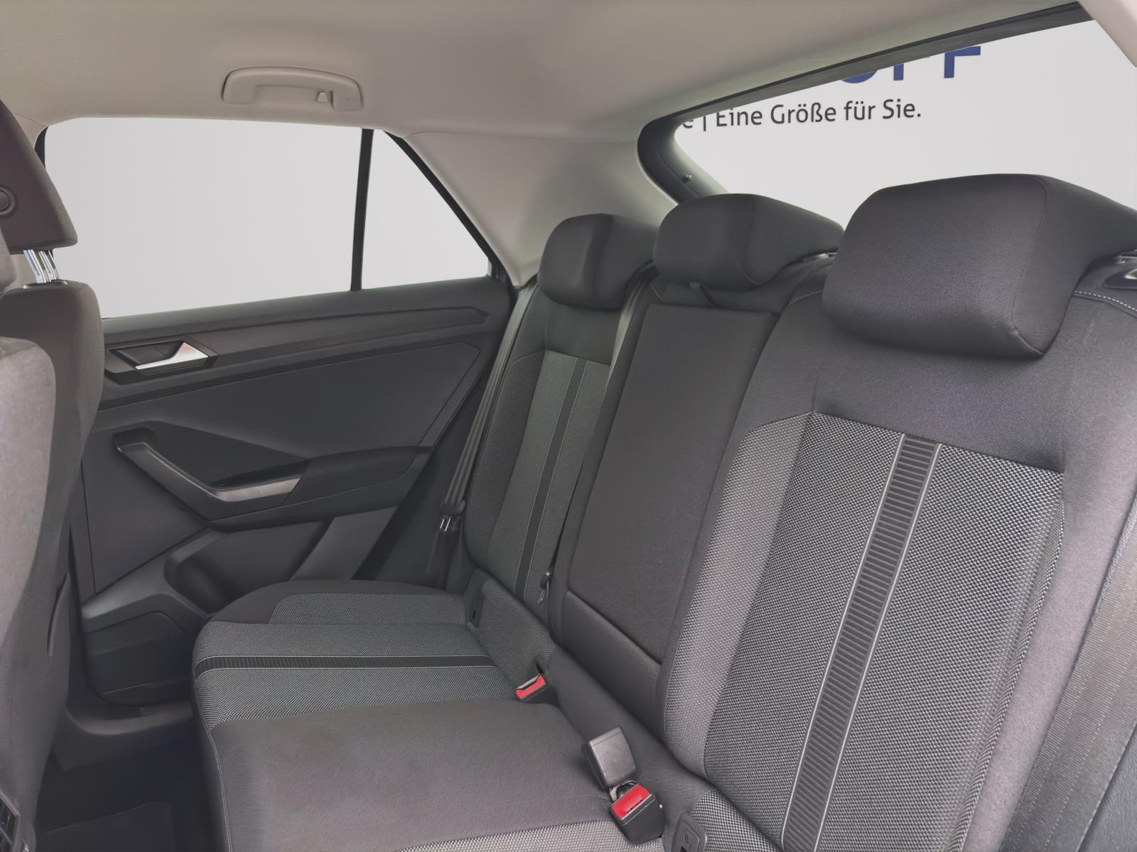 Volkswagen T-Roc 1.0 TSI LIFE NAVI PDC LED SITZHZG