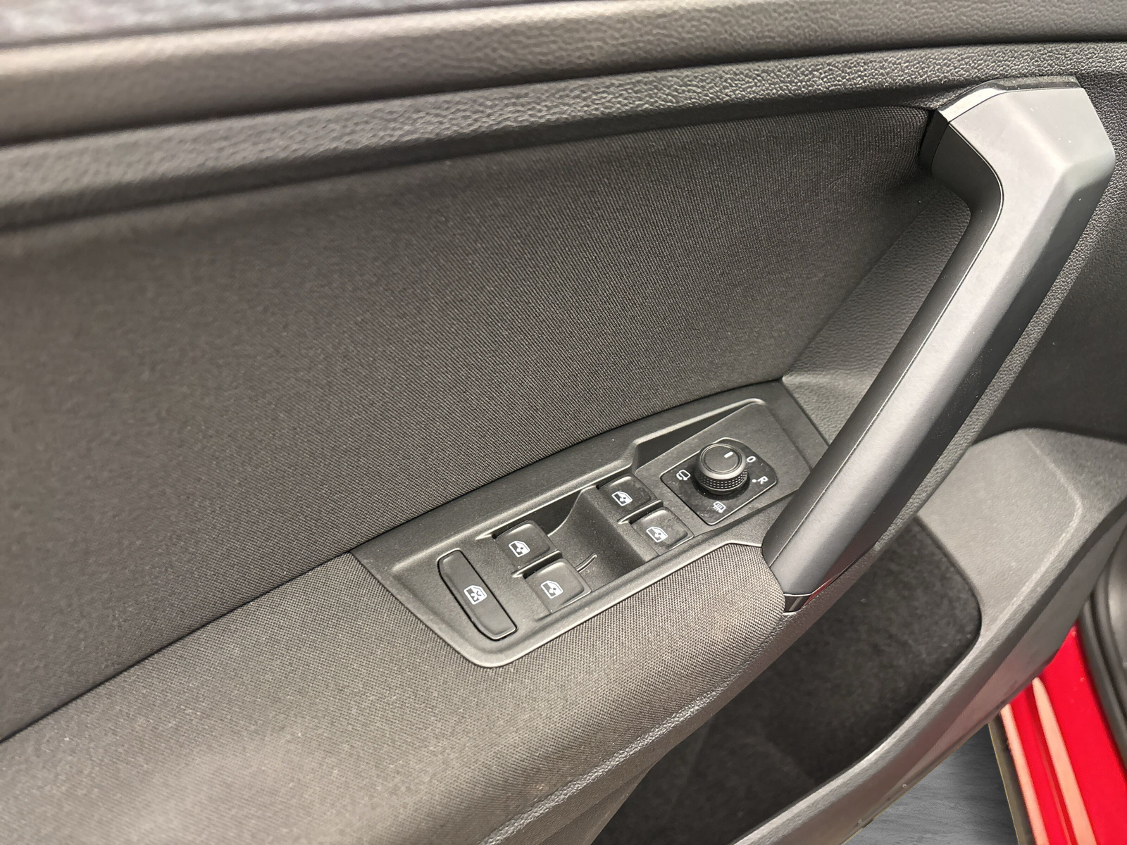 Volkswagen Tiguan 2.0 TDI DSG LIFE STANDHZG NAVI ACC LED
