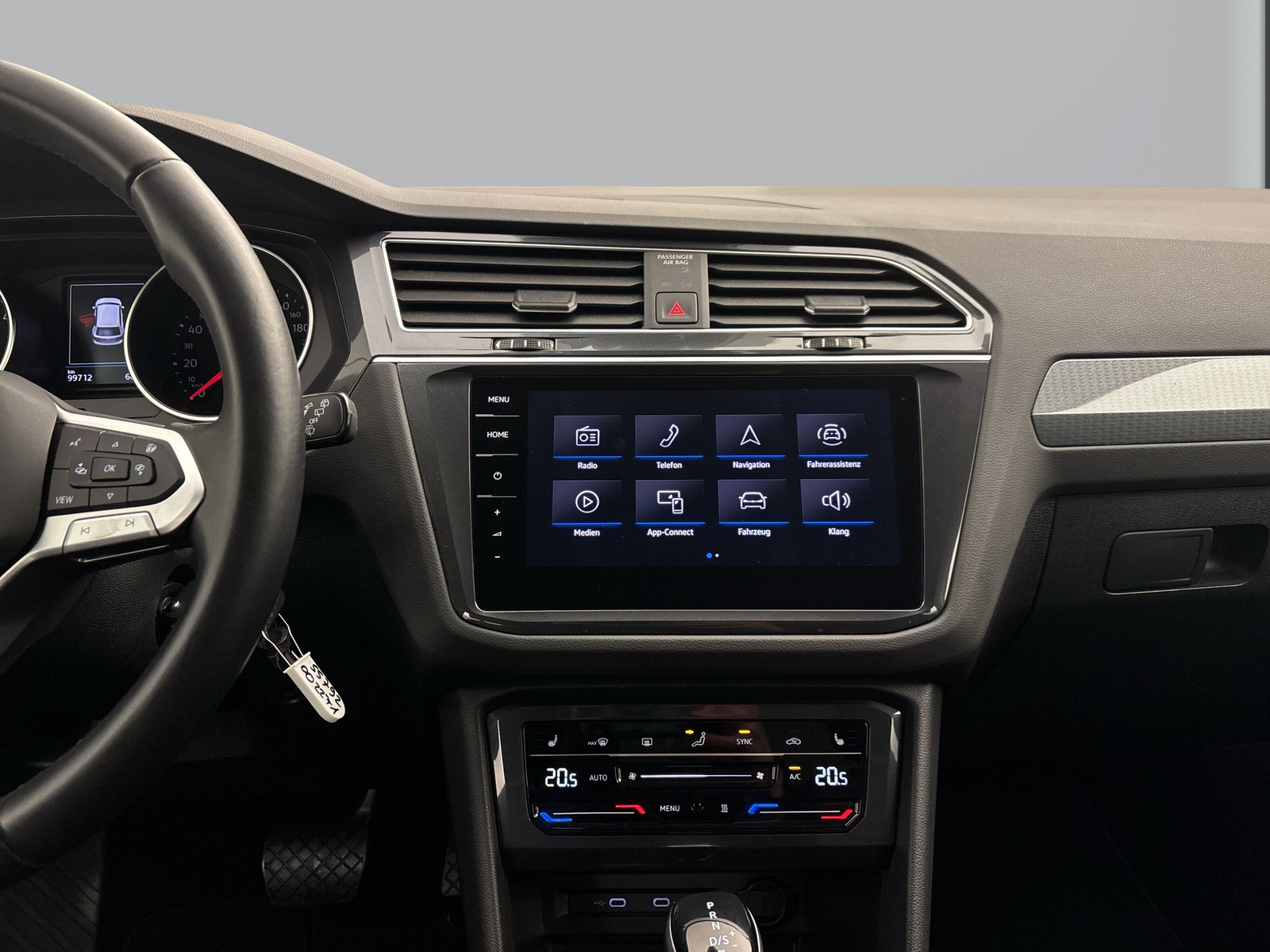 Volkswagen Tiguan 2.0 TDI DSG LIFE STANDHZG NAVI ACC LED