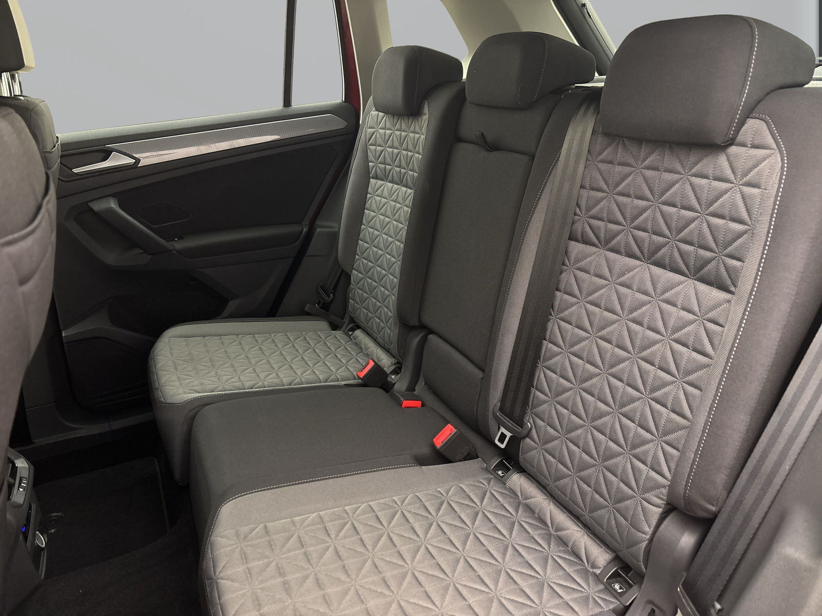 Volkswagen Tiguan 2.0 TDI DSG LIFE STANDHZG NAVI ACC LED