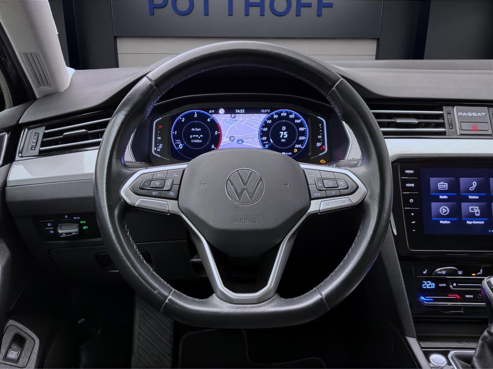 Volkswagen Passat Variant 2.0 TDI Business ACC PDC Kamera LED Navi Sitzhzg
