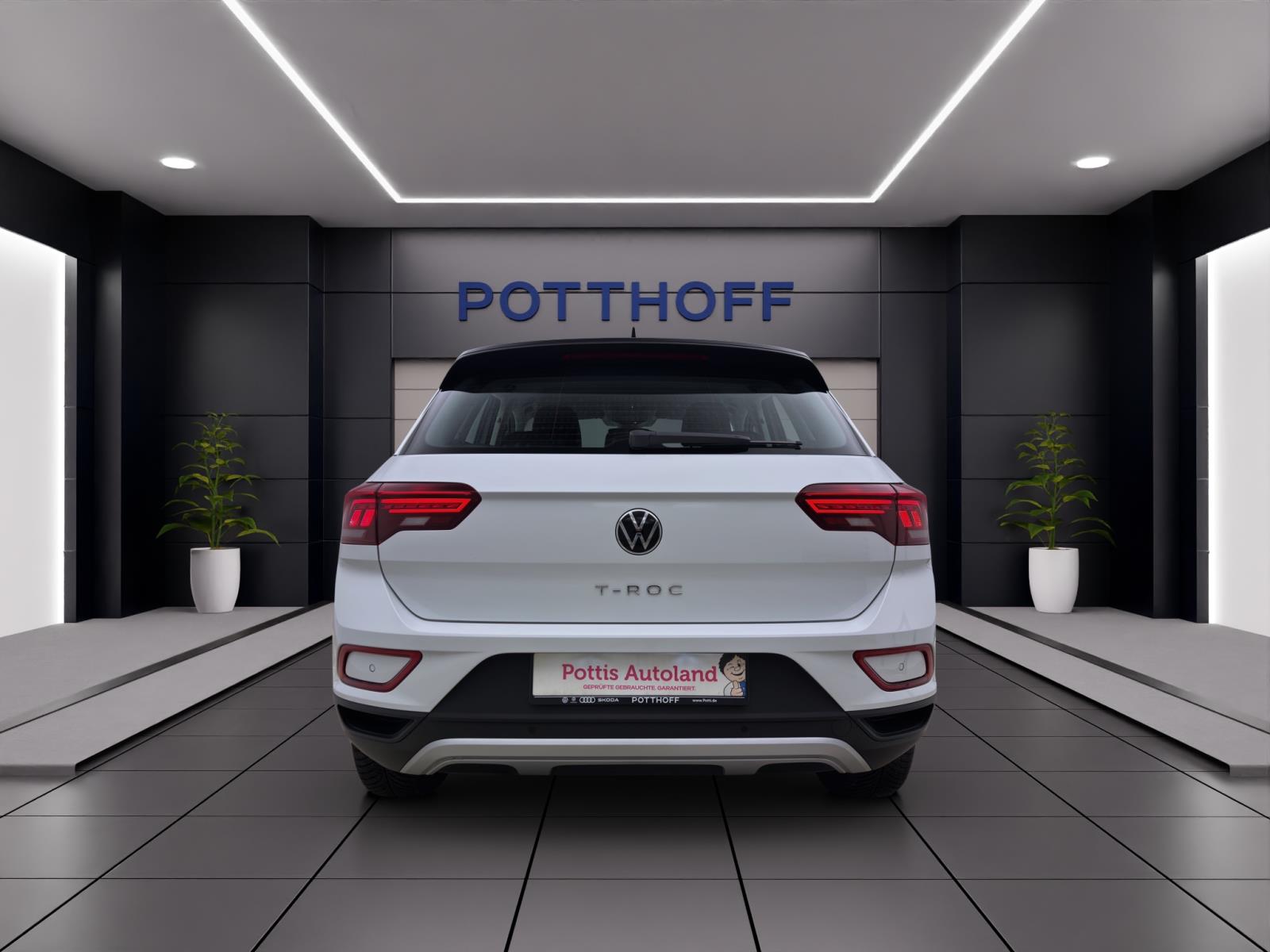 Volkswagen T-Roc 1.0 TSI LIFE NAVI PDC LED SITZHZG