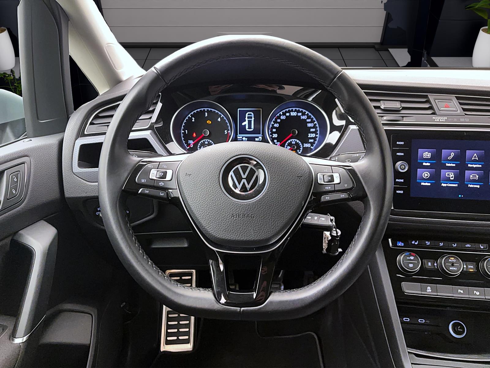 Volkswagen Touran 2.0 TDI ACTIVE STANDHZG NAVI ACC PDC