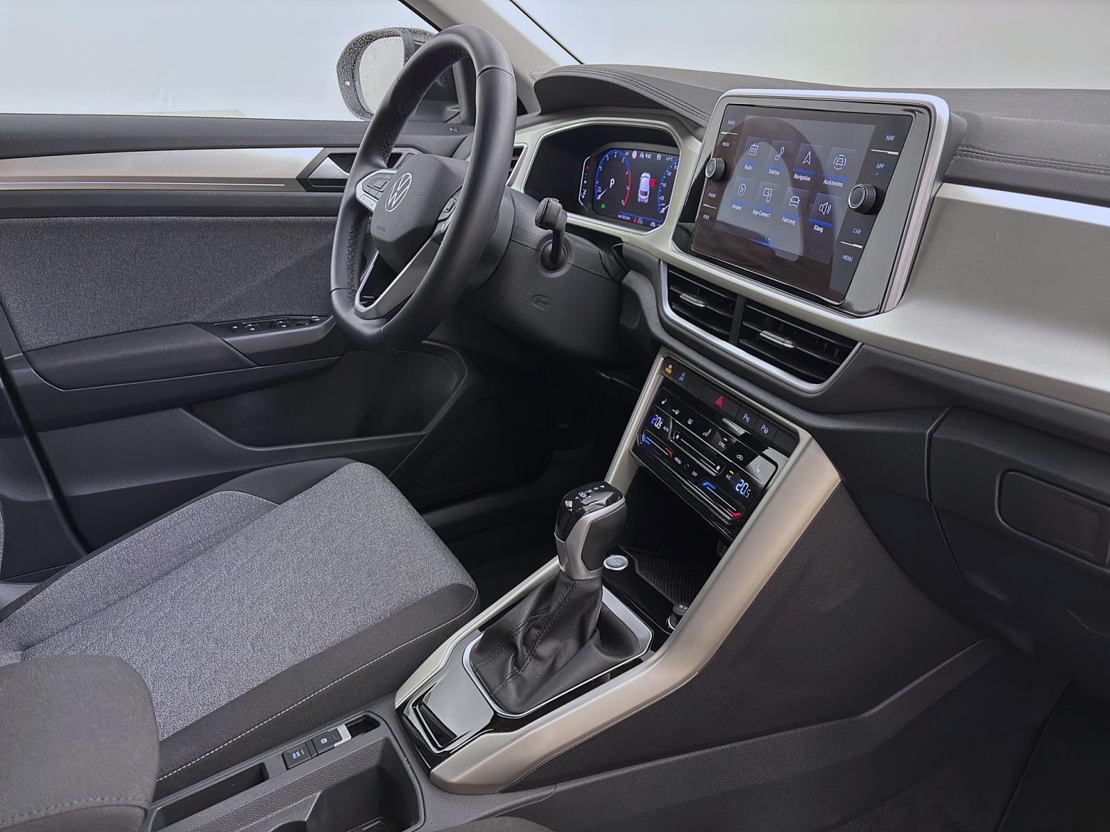 Volkswagen T-Roc 1.5 TSI DSG MOVE NAVI ACC LED IQ.DRIVE
