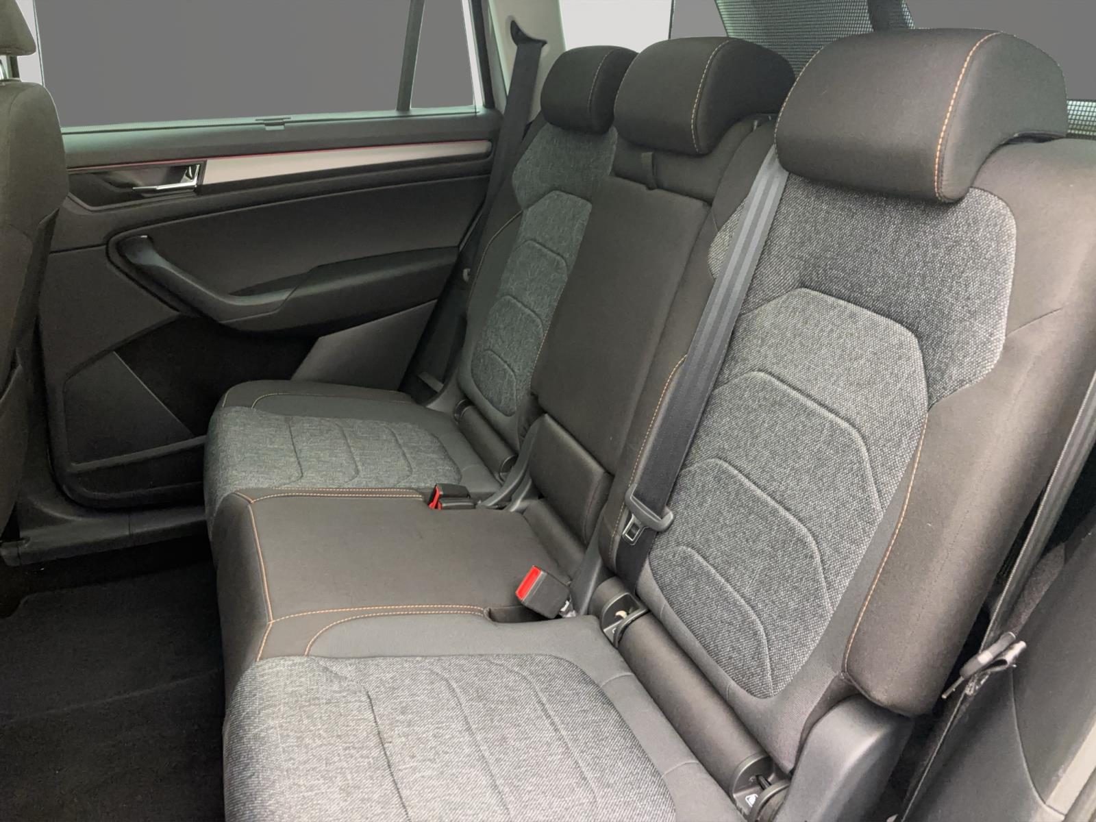 Skoda Kodiaq 2.0 TDI DSG CLEVER PANO AHK NAVI ACC