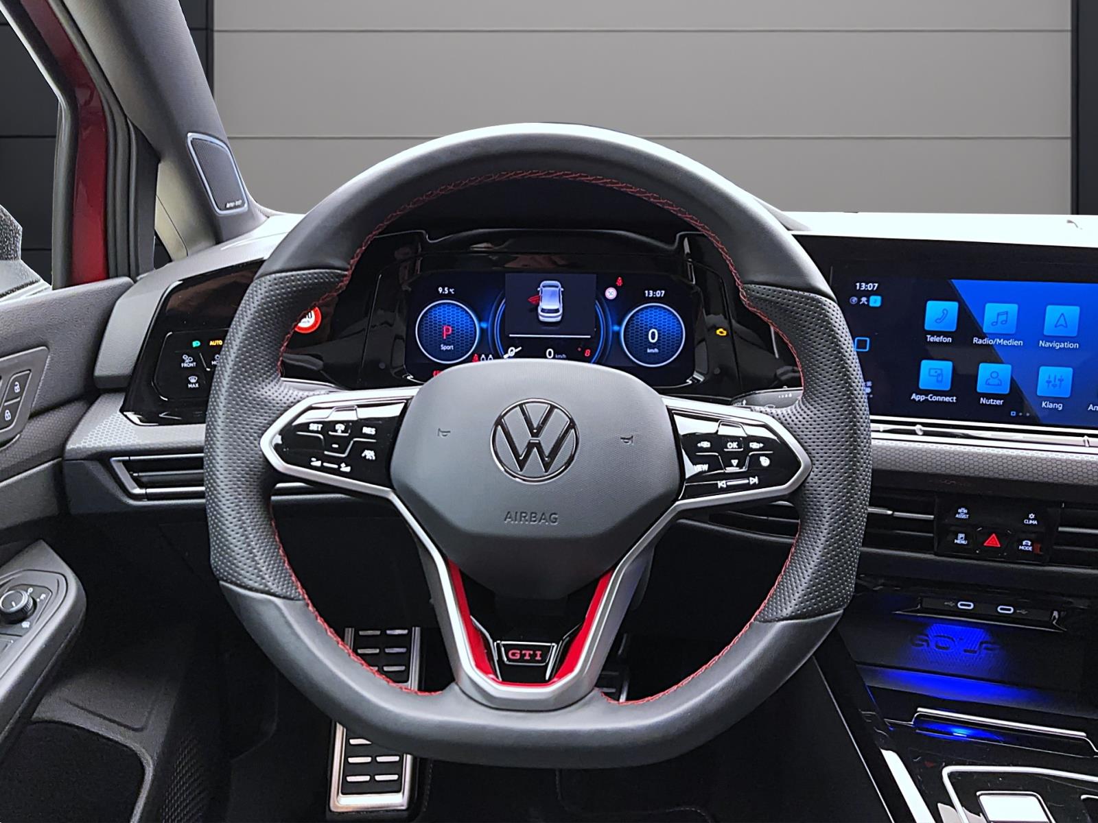Volkswagen Golf 8 2.0 TSI DSG GTI Clubsport BlackStyle ACC DCC PDC Kamera IQ.Light