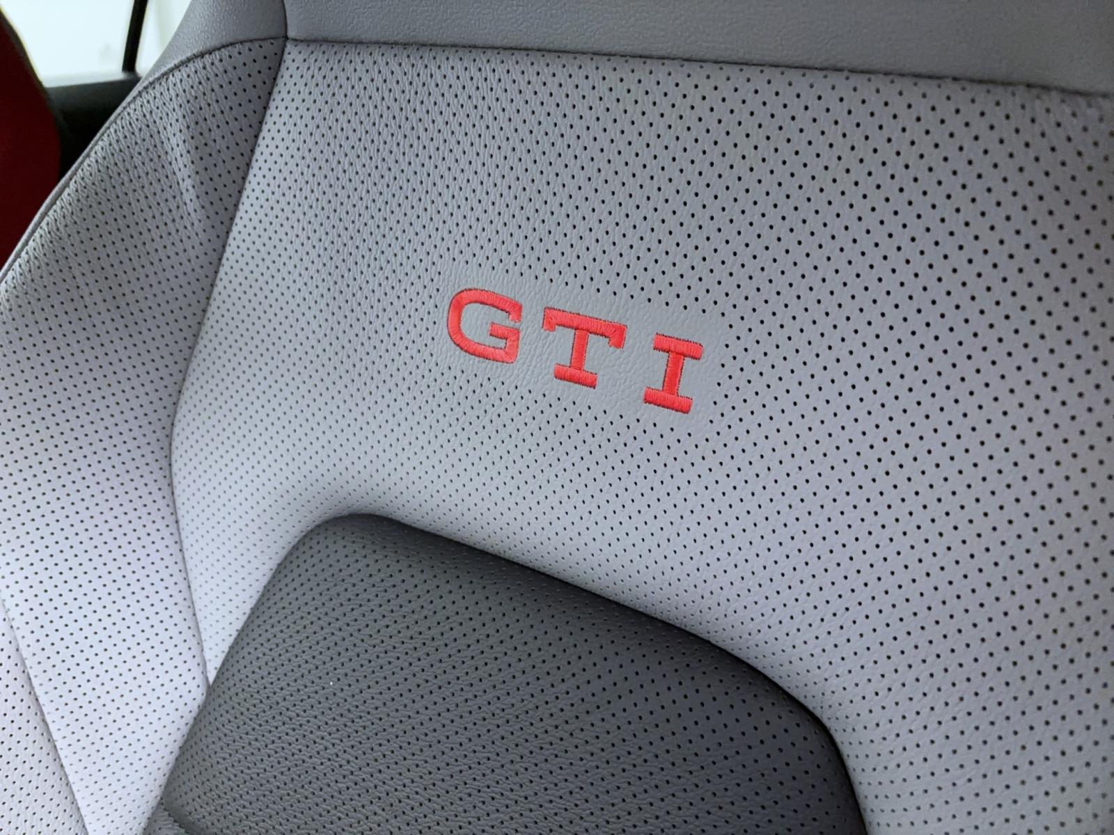 Volkswagen Golf 8 2.0 TSI DSG GTI Clubsport BlackStyle ACC DCC PDC Kamera IQ.Light