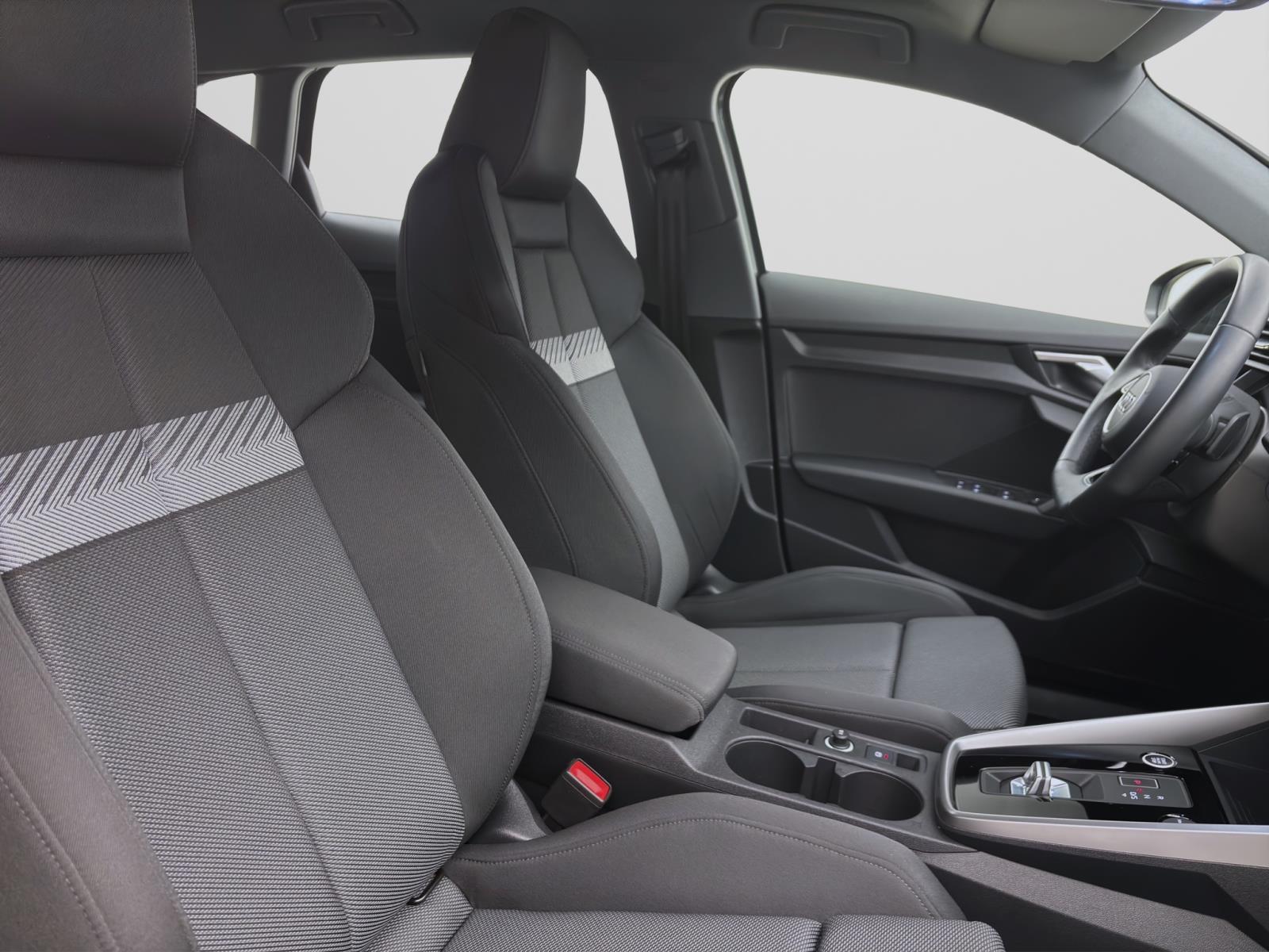 Audi A3 Sportback 35 TDI S line AHK ParkAssist Kamera Navi Sitzhzg Tempo