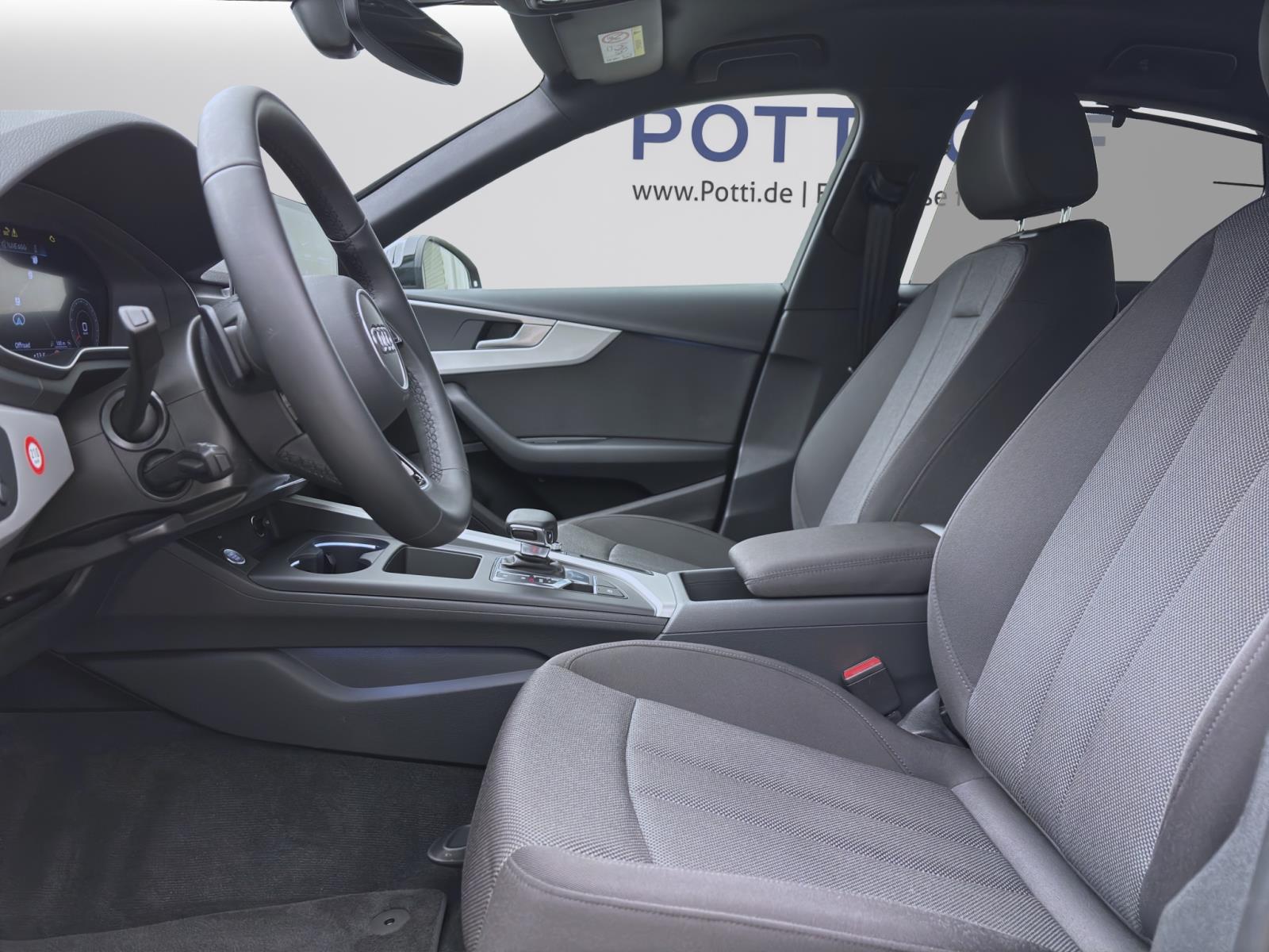Audi A4 45 TFSI q S line PDC Kamera Navi Sitzhzg Tempo