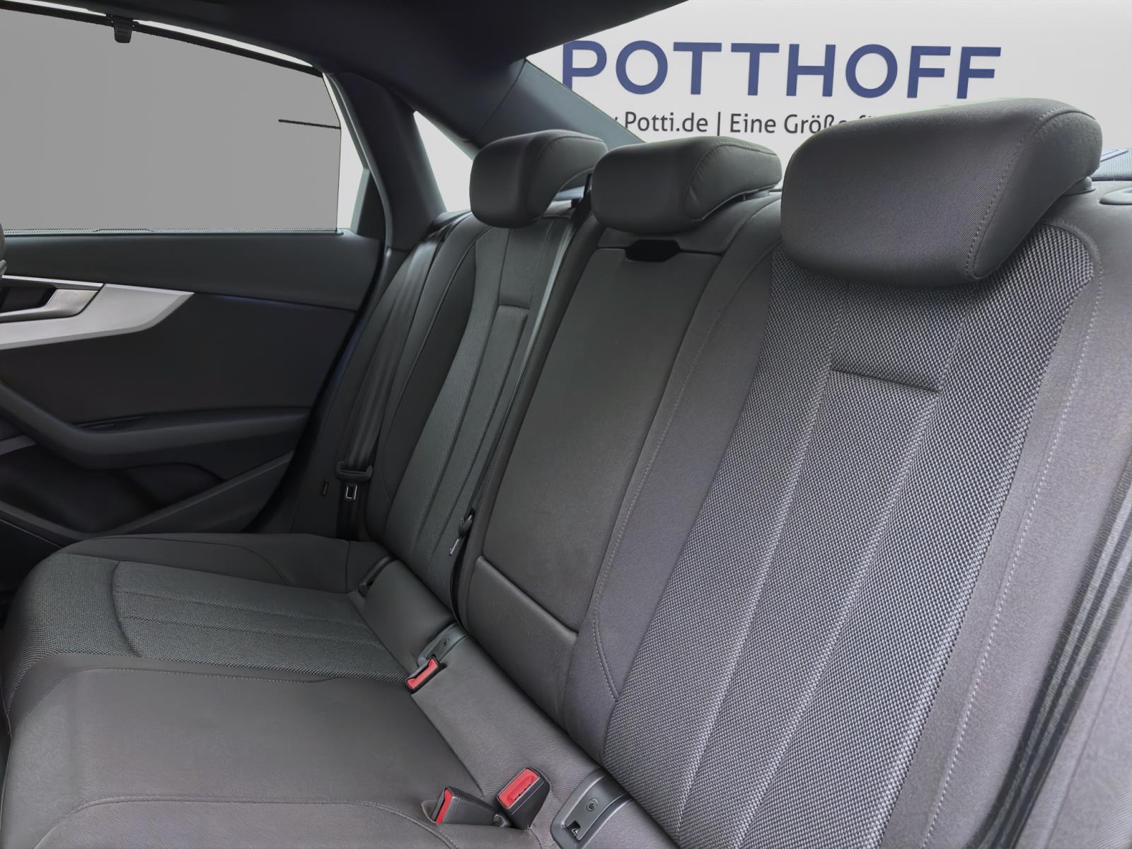 Audi A4 45 TFSI q S line PDC Kamera Navi Sitzhzg Tempo