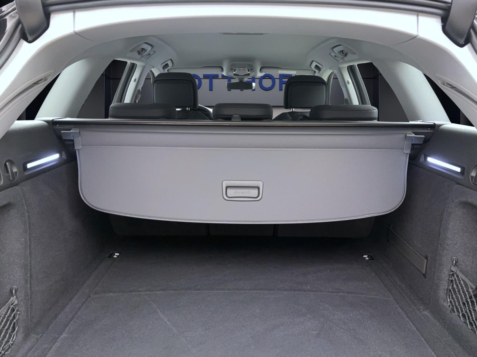 Audi A4 Avant 35 TFSI ADVANCED STDHZG AHK ACC PDC KAMERA LED NAVI