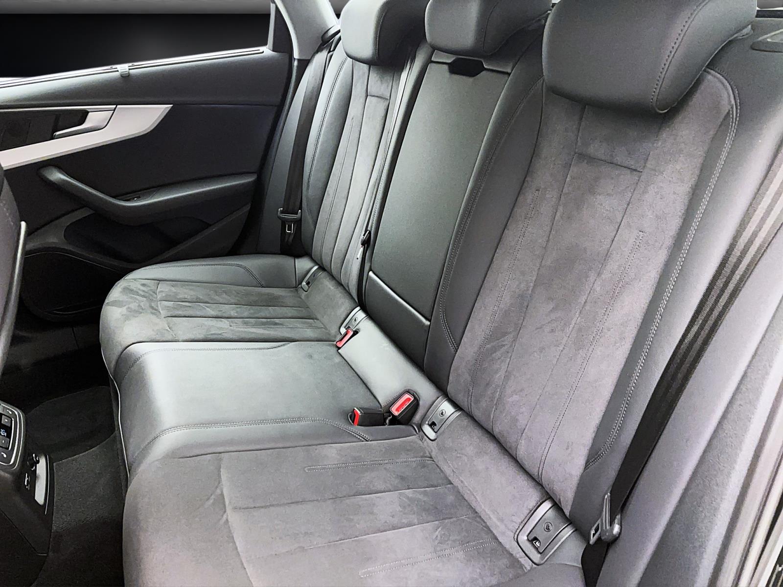 Audi A4 Avant 35 TFSI ADVANCED STDHZG AHK ACC PDC KAMERA LED NAVI