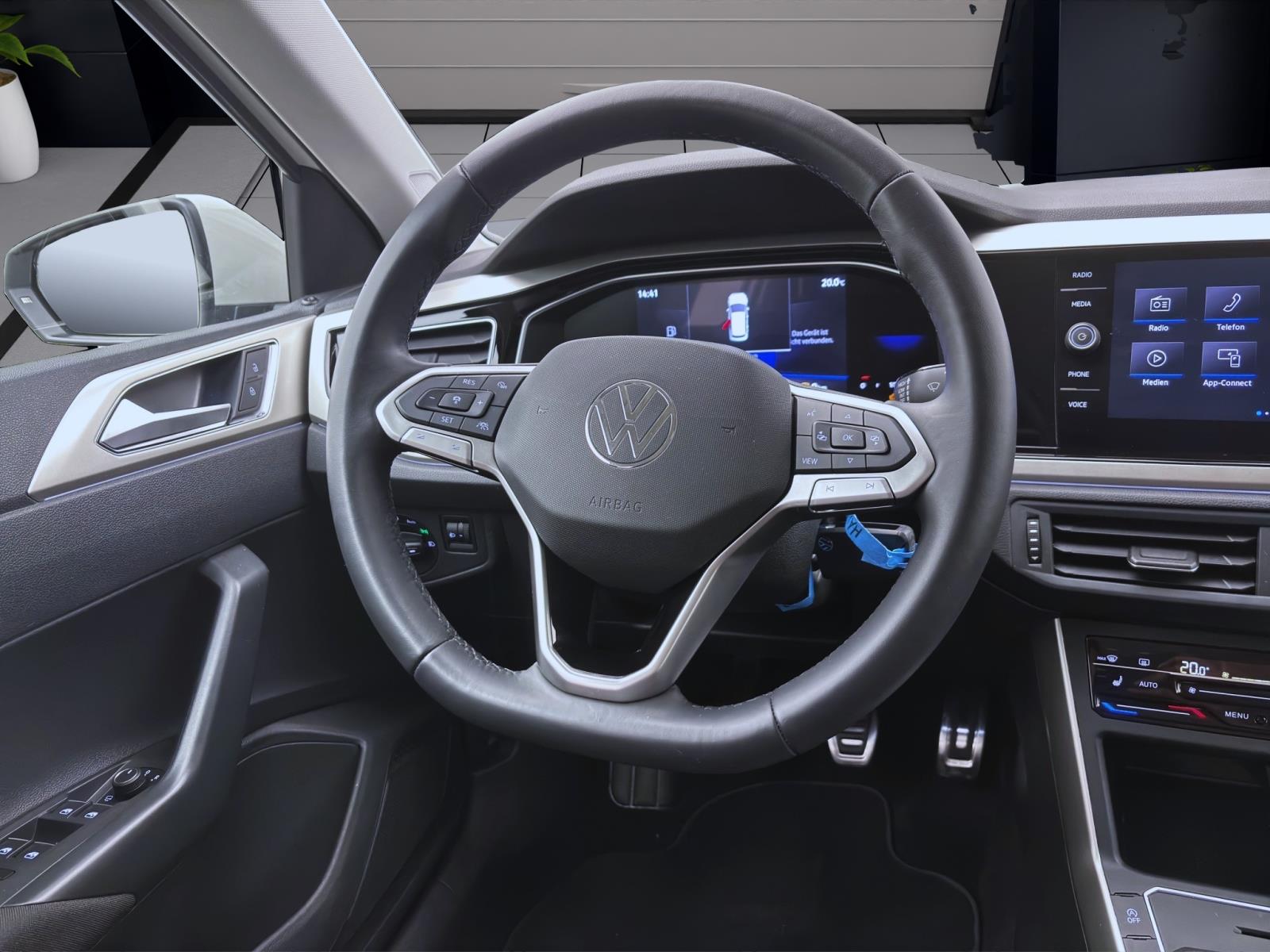 Volkswagen Polo 1.0 TSI MOVE LED KAMERA ACC PDC