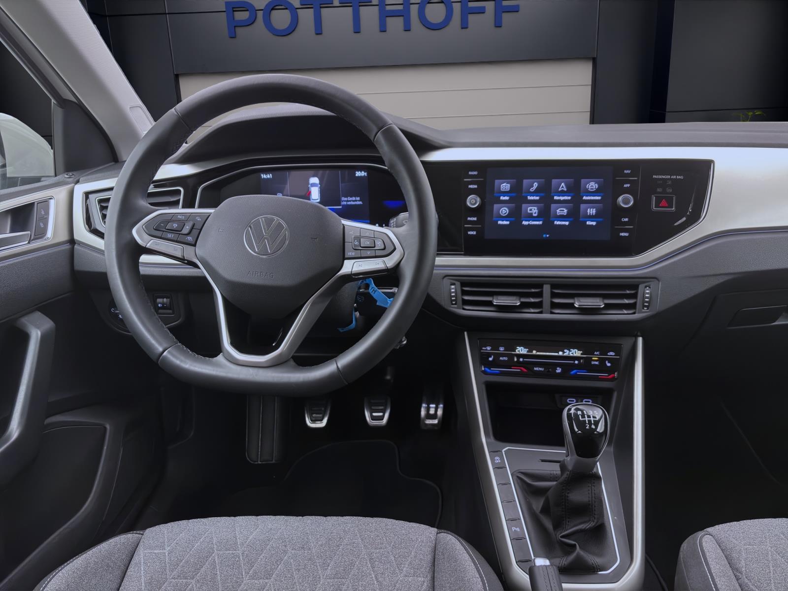 Volkswagen Polo 1.0 TSI MOVE LED KAMERA ACC PDC