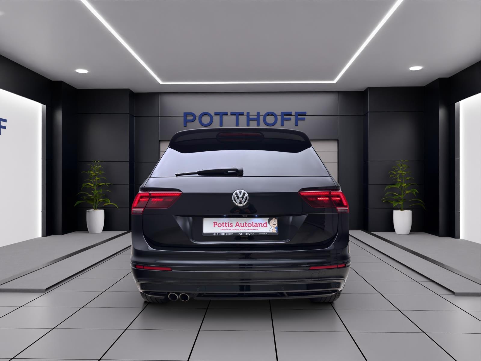 Volkswagen Tiguan 2.0 TDI DSG R-LINE BLACK STYLE PANO AHK