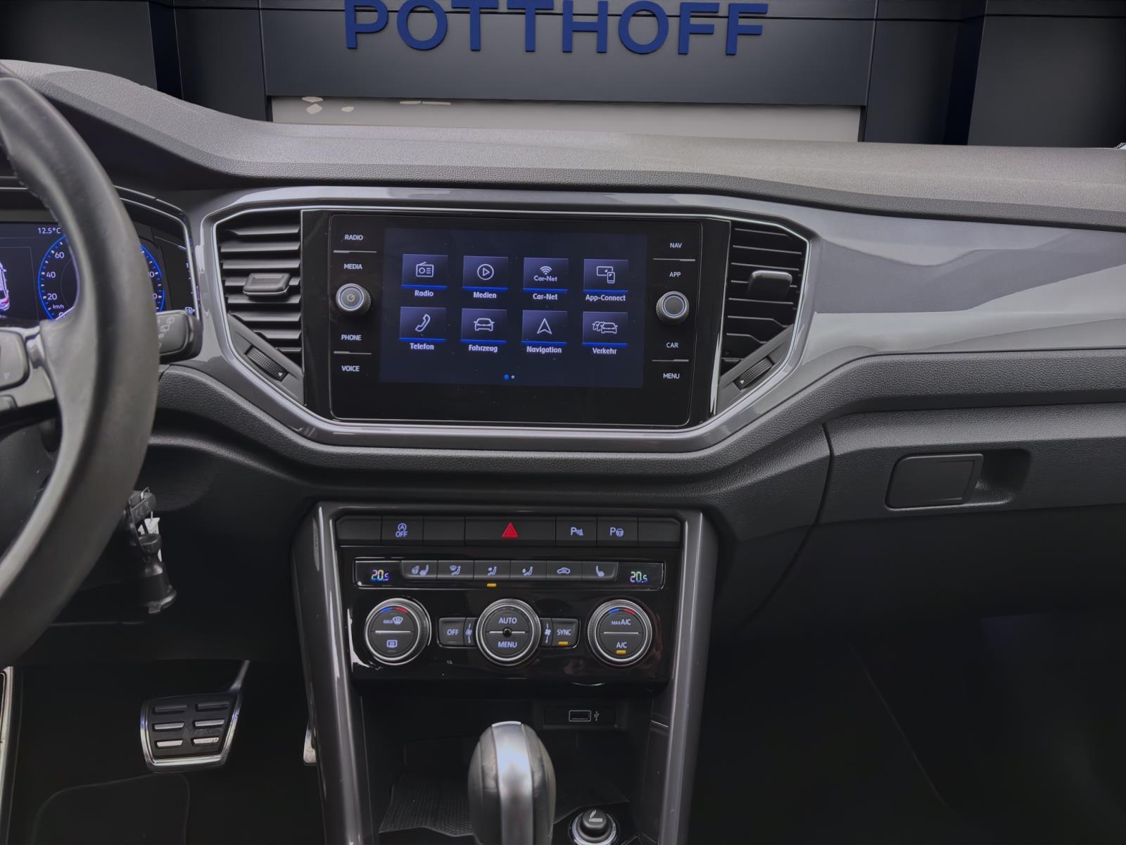 Volkswagen T-Roc 2.0 TDI DSG IQ.DRIVE AHK NAVI ACC KAMERA PDC