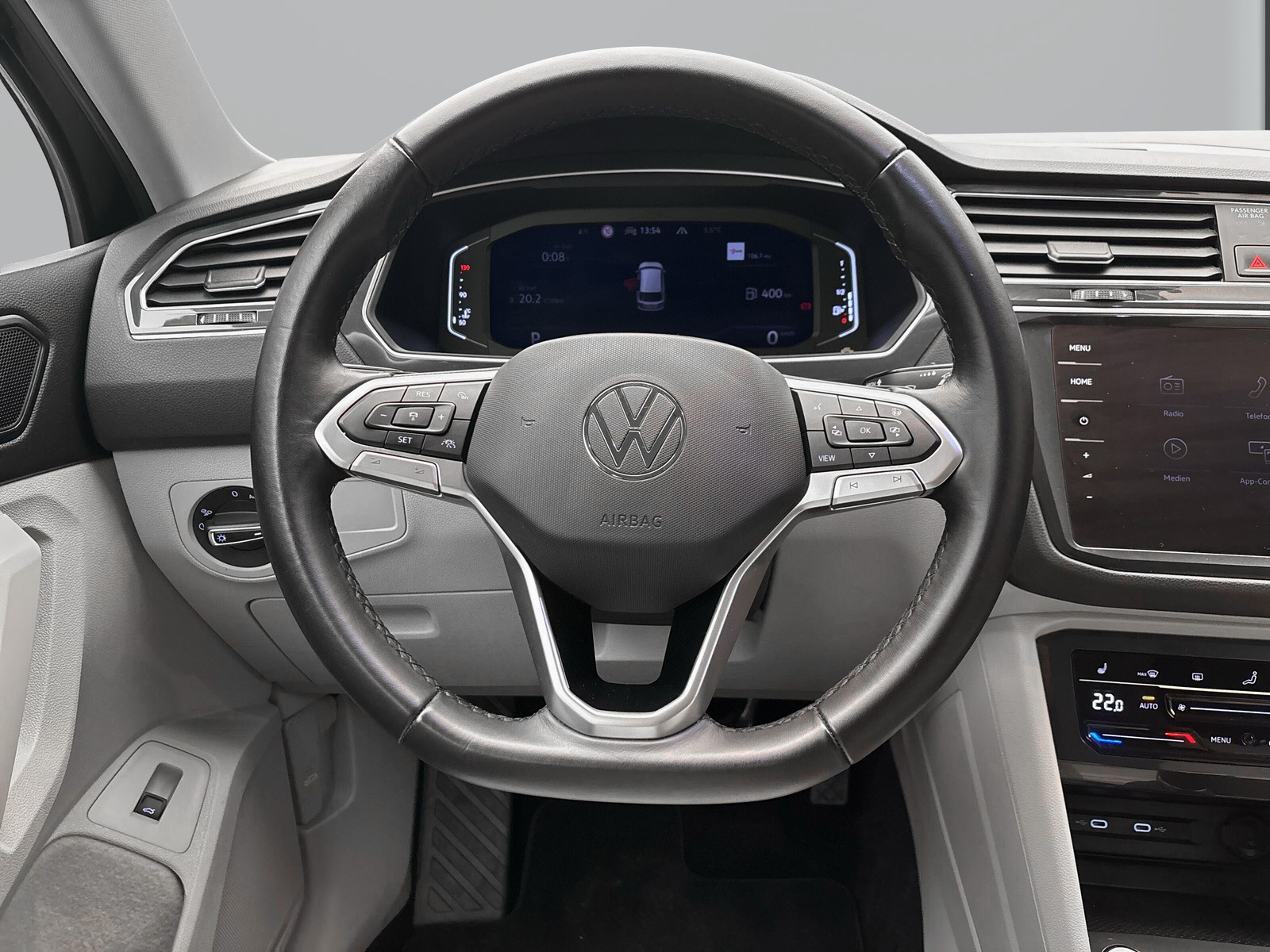 Volkswagen Tiguan 2.0 TDI DSG Elegance 4Motion AHK ACC PDC Kamera IQ.Light Navi
