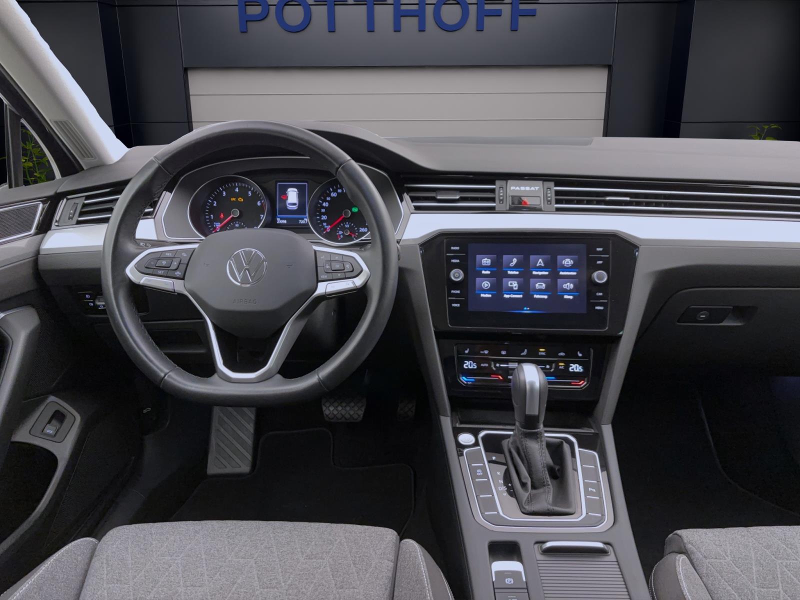 Volkswagen Passat Variant 1.5 TSI DSG Business ACC PDC LED Navi Sitzhzg