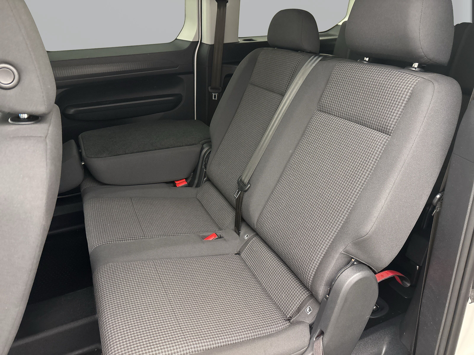 Volkswagen Caddy Maxi 5 2,0 TDI ACC/LED/Navi